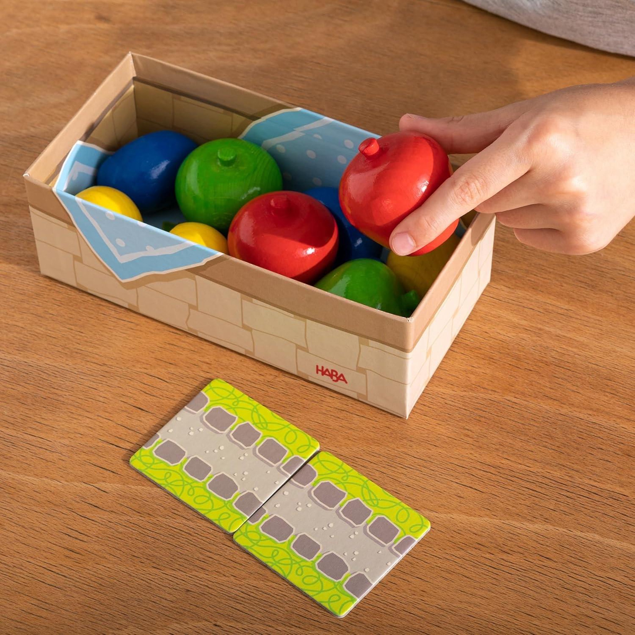 Voir la diapositive 5 : Haba Mes premiers jeux Premier verger