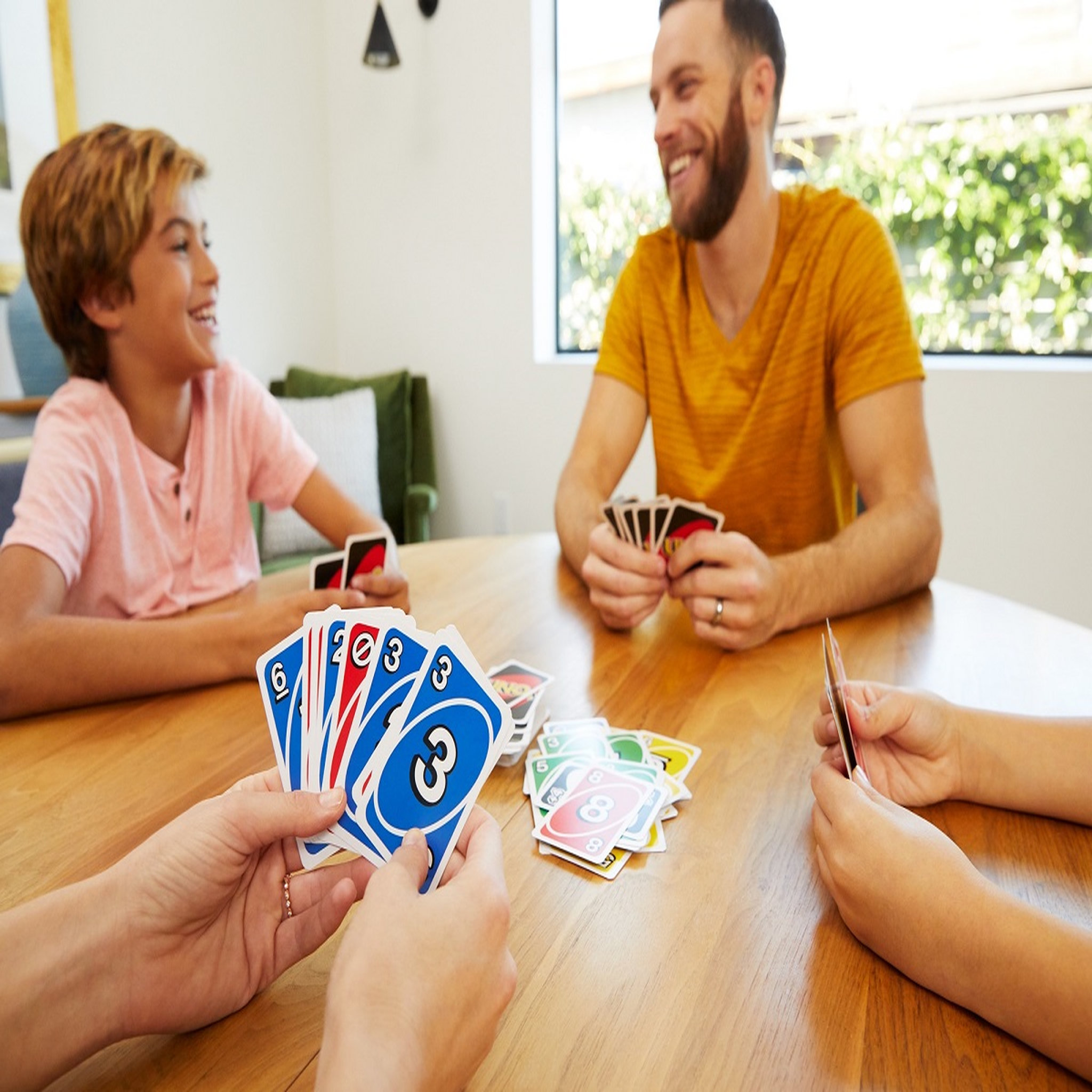 Voir la diapositive 5 : MATTEL Uno Deluxe