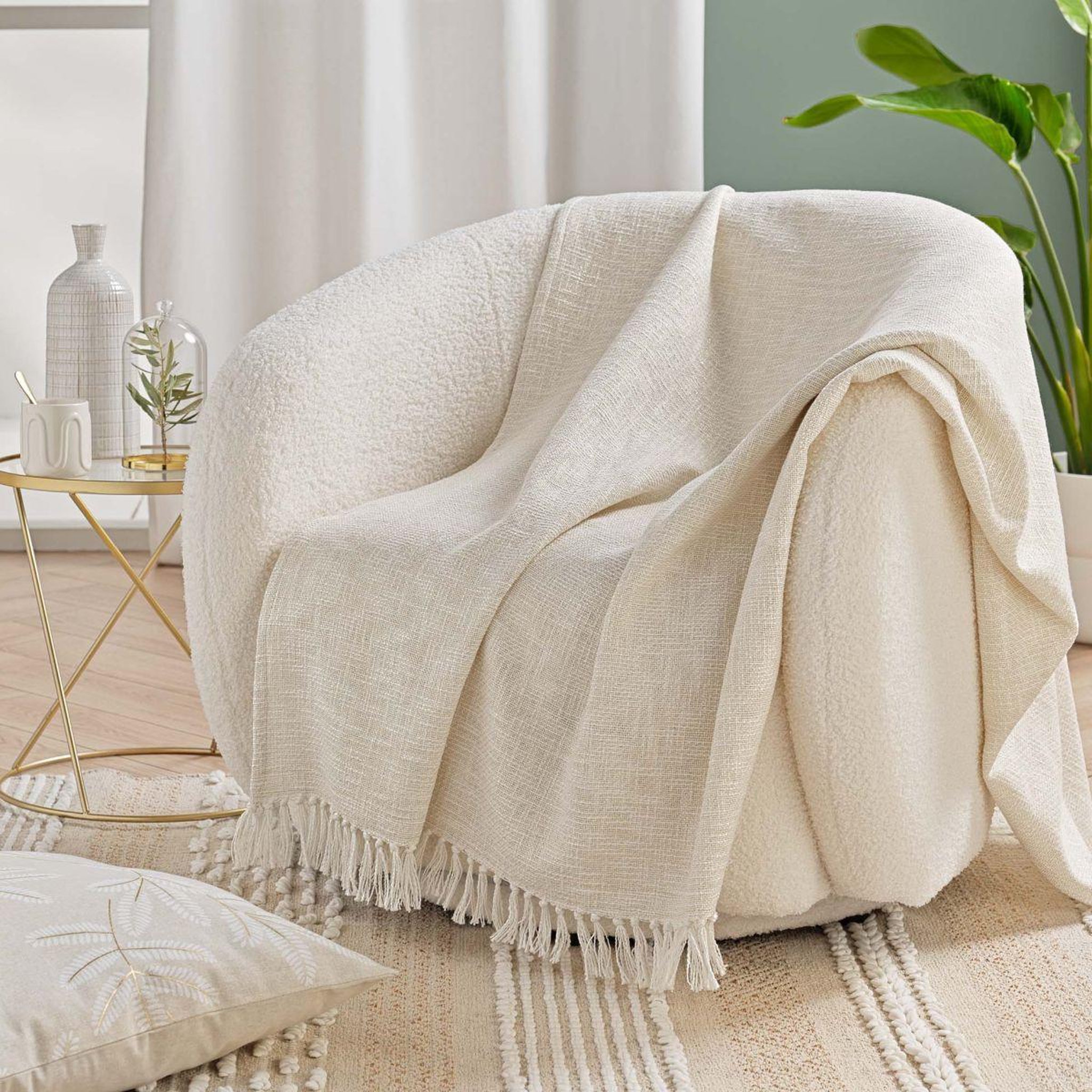 Voir la diapositive 4 : Douceur d'Intérieur Plaid uni à franges  ziggy  125x150cm naturel