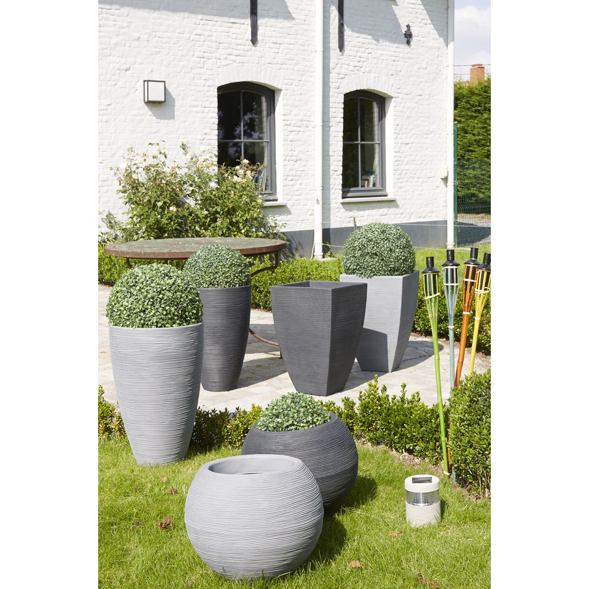 Pot Cylindrique gris clair imitation ciment