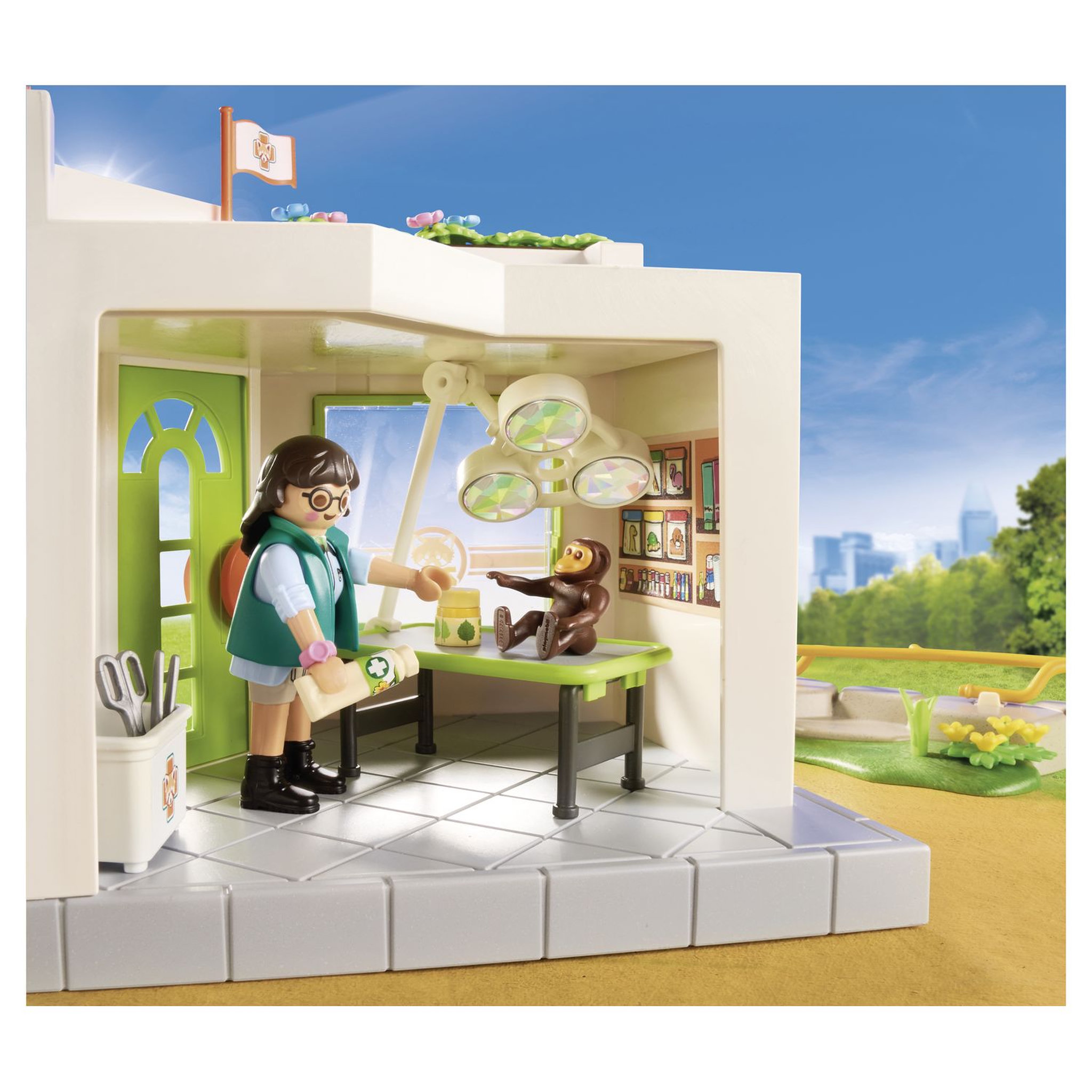 Voir la diapositive 3 : PLAYMOBIL Family Fun 70900 Centre de soins animalier