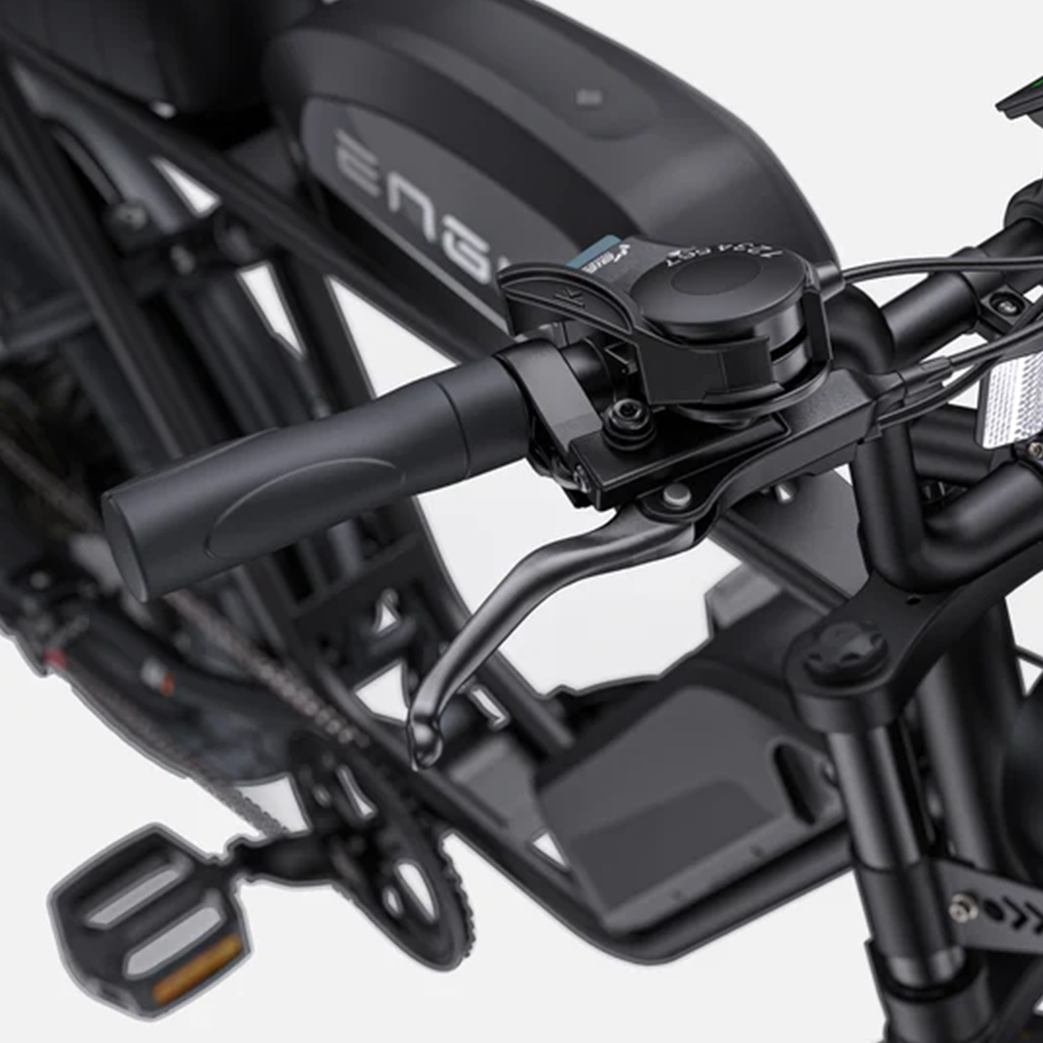Voir la diapositive 5 : ENGWE Vélo électrique ENGWE M1 48 V 13 Ah + 15,6 Ah