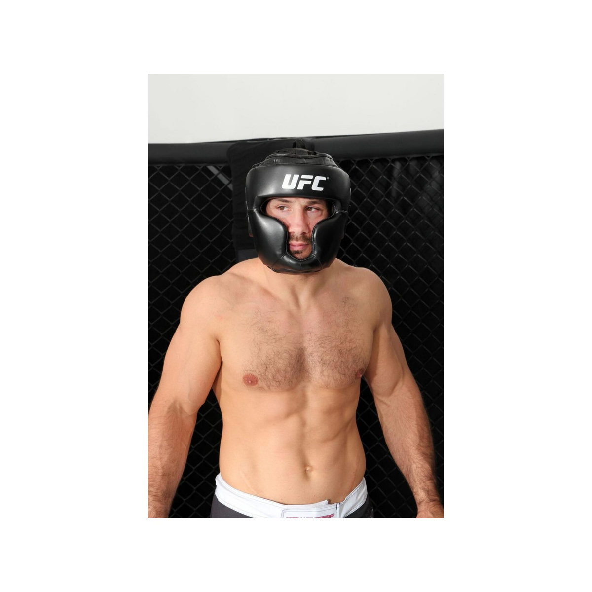 UFC Casque de Boxe - UFC - Maintien optimal - Couleur : Noir