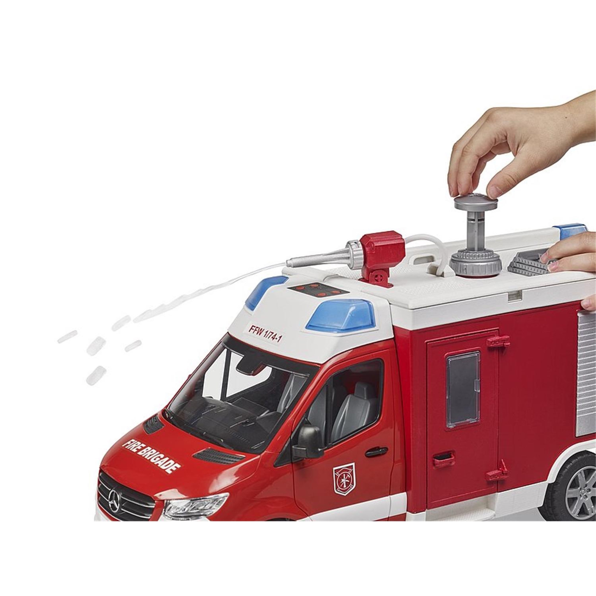 Voir la diapositive 4 : Bruder Fourgon de pompiers MB Sprinter avec module son et lumière