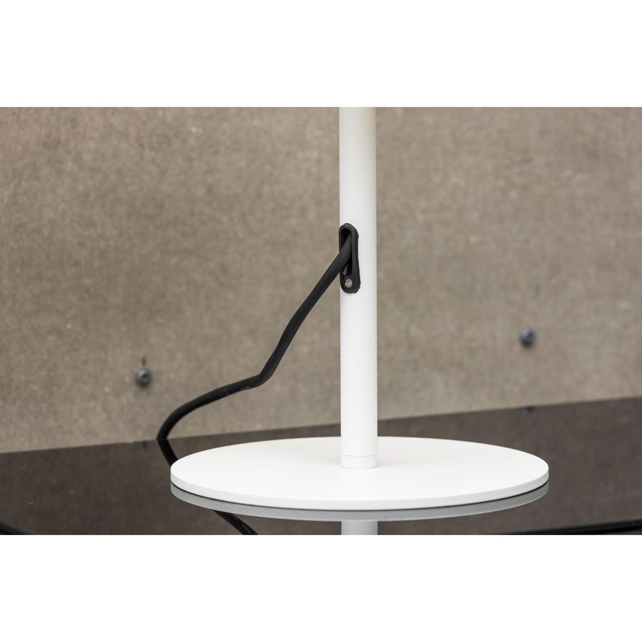 Voir la diapositive 4 : Paris Prix Lampe à poser d'extérieur  moris  52cm blanc