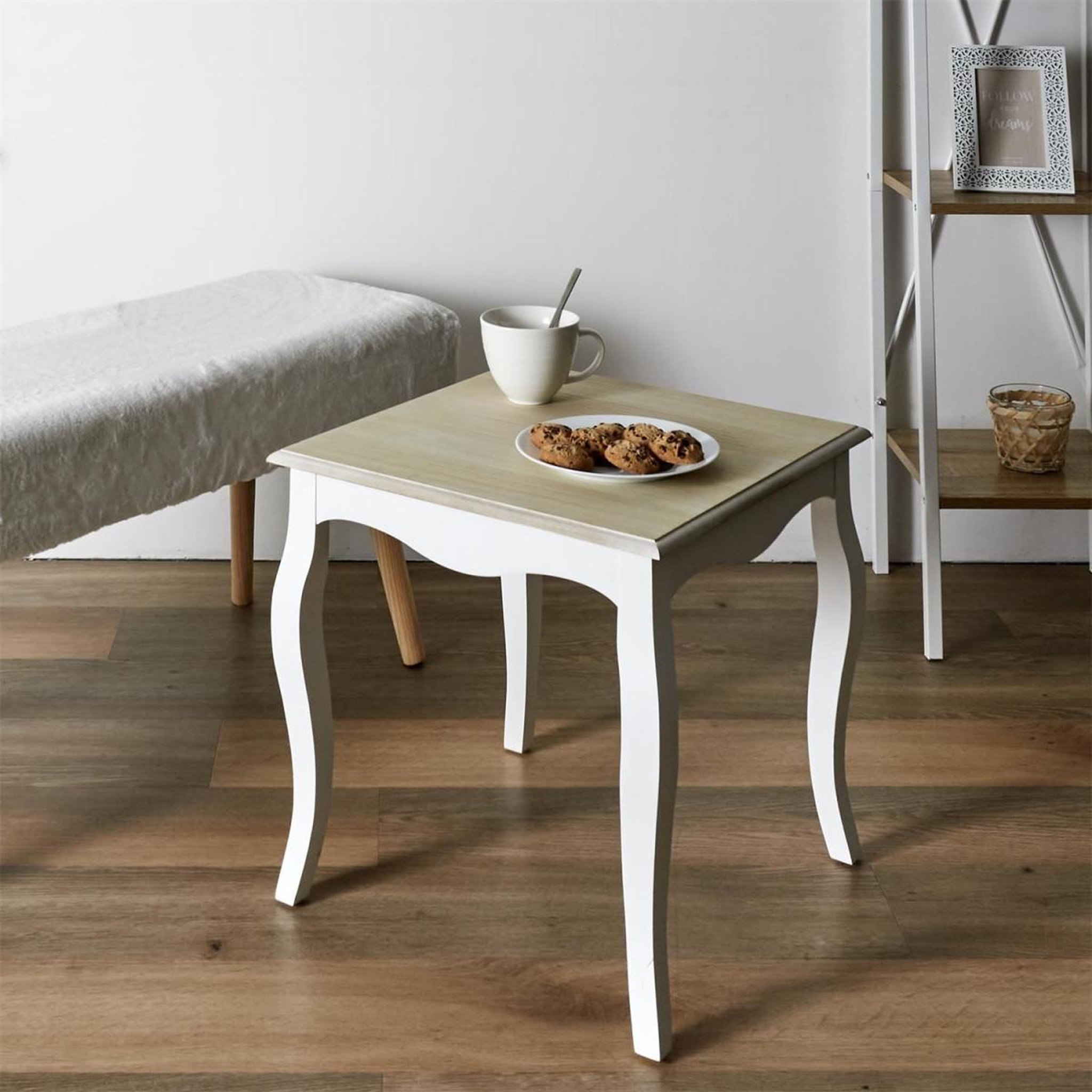 Voir la diapositive 5 : The Home Deco Factory Table d'appoint en bois  victoria  45cm blanc