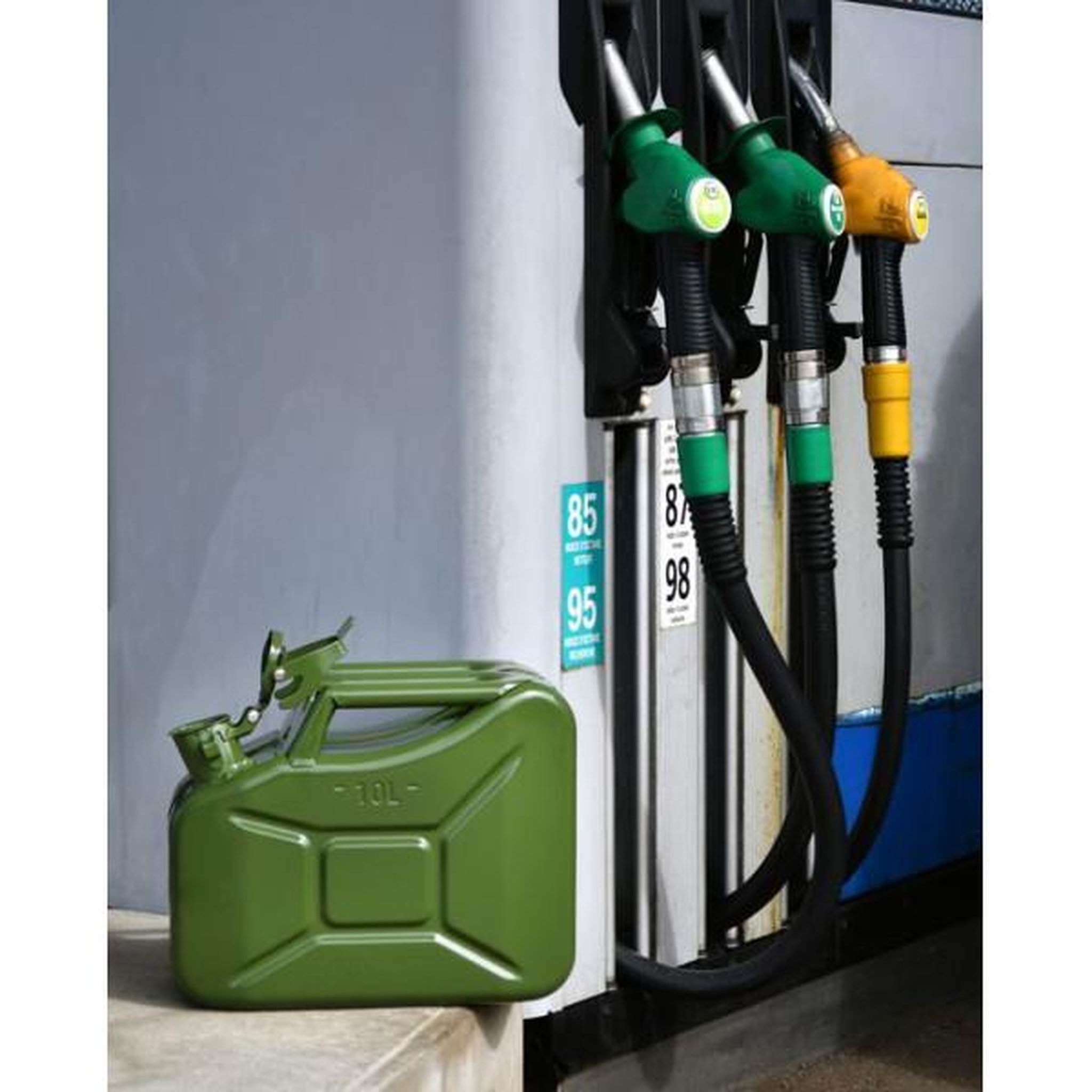 Voir la diapositive 2 : MARKET24 Precision steel jerrican us métal 10l - jerrican essence
