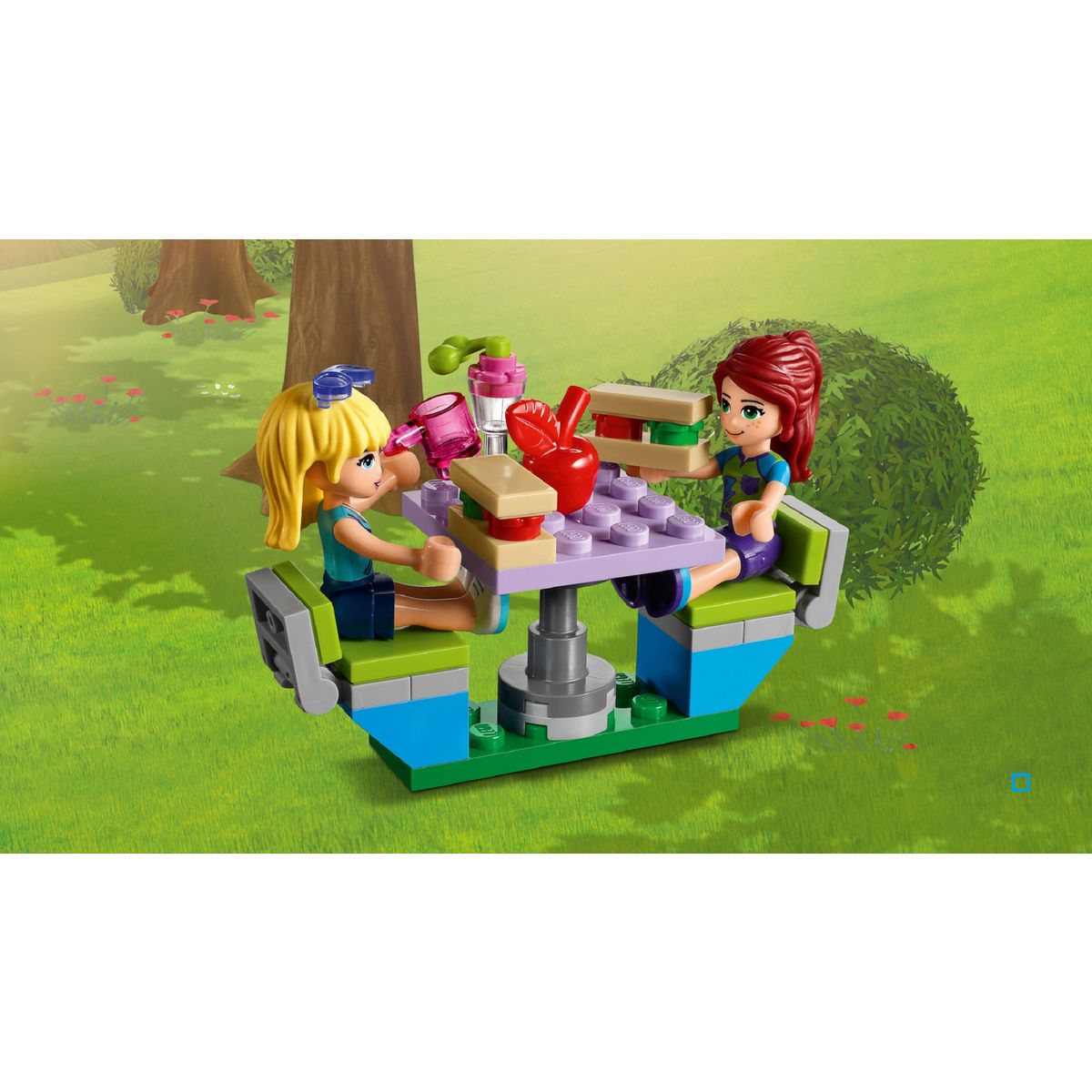 LEGO Friends 41339 - Le camping-car de Mia