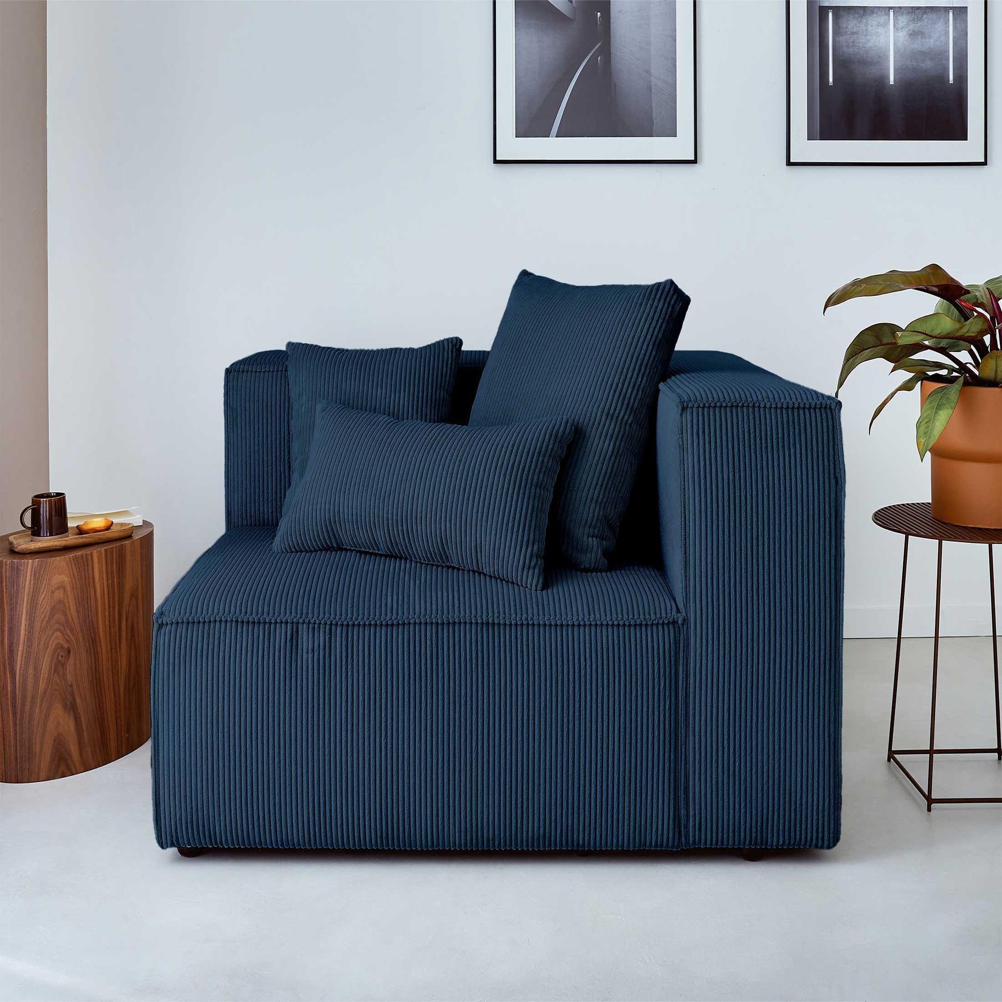 Voir la diapositive 2 : LISA DESIGN Colombine - module d'assise droit - en velours côtelé