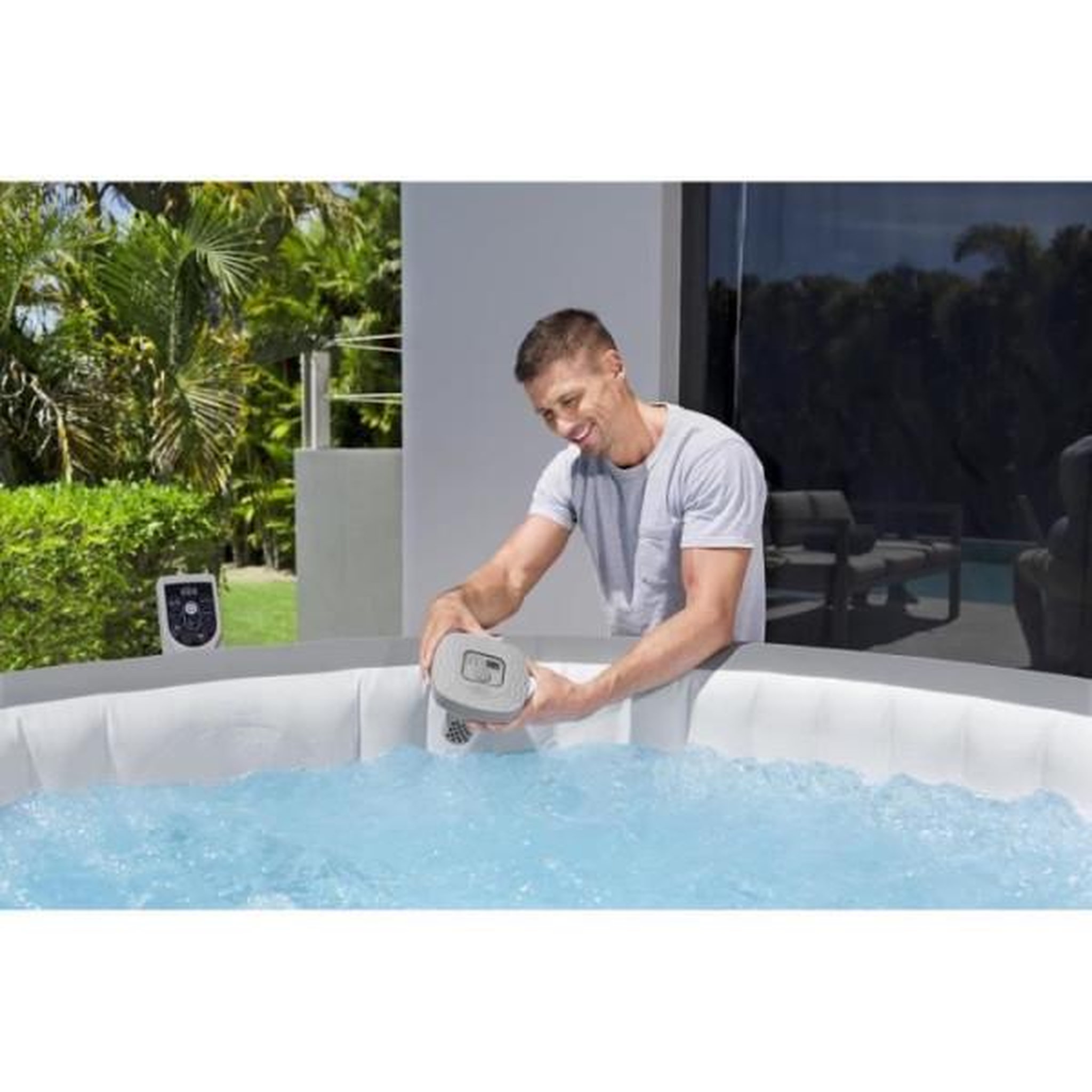 Voir la diapositive 6 : BESTWAY Lay-Z-Spa Electrolyseur d'eau salée 0,5g/h pour spa et piscines jusqu'a 1 400 L