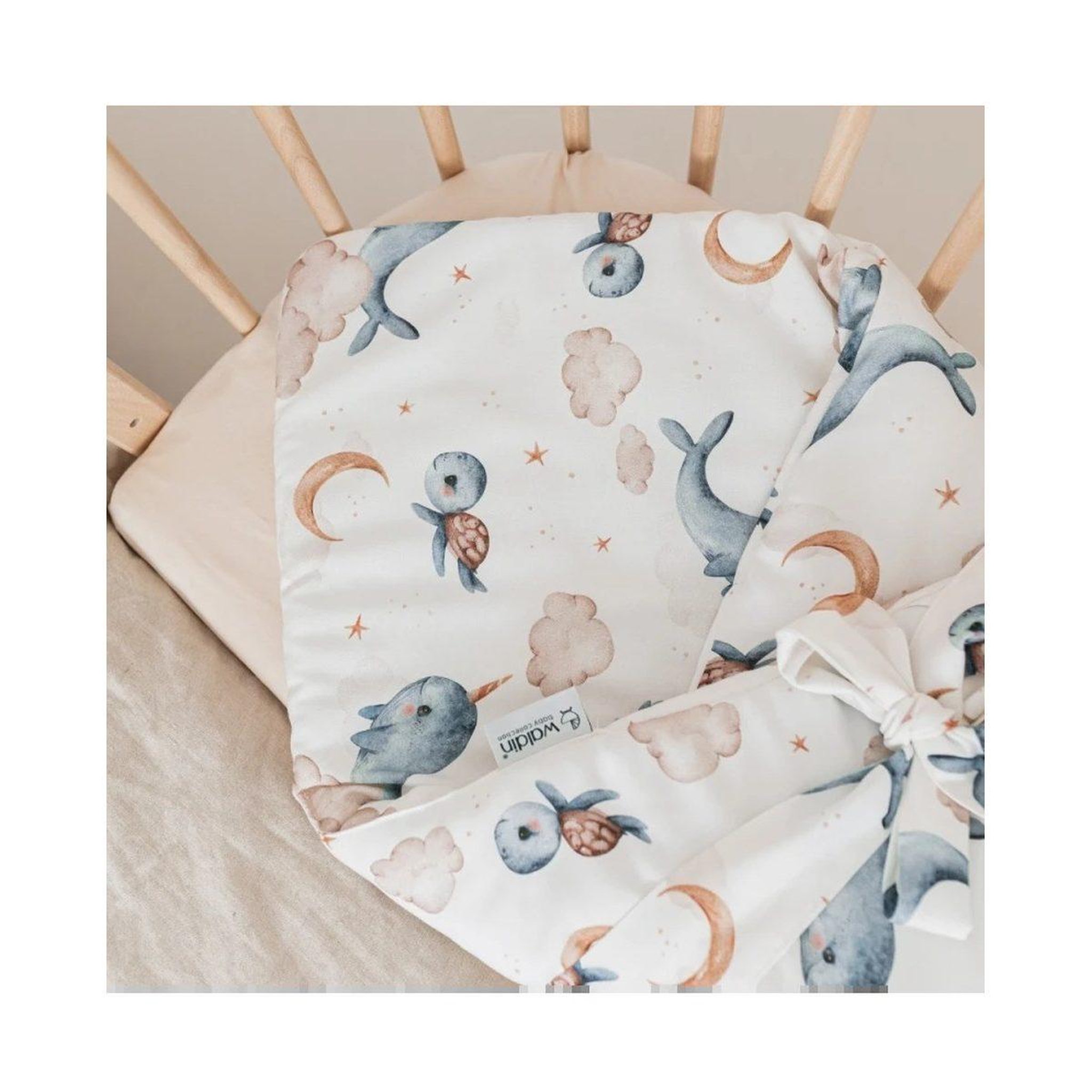 Voir la diapositive 3 : WALDIN Couette bébé 75 × 75 cm - motif baleine, blanc