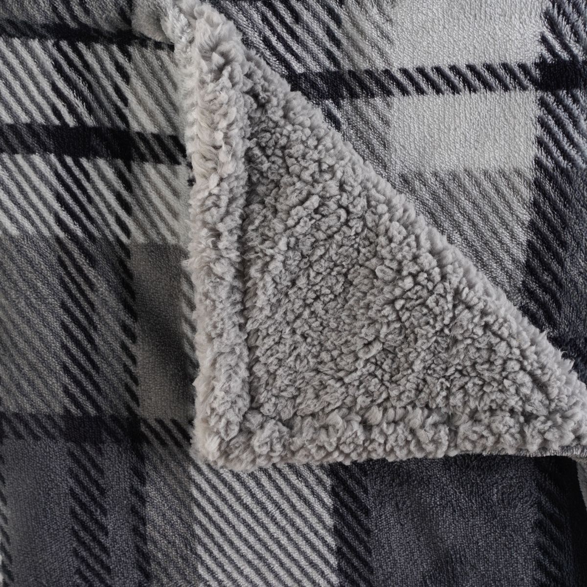 ACTUEL Couverture double face motif écossais/sherpa 200g/m² SCOTTISH