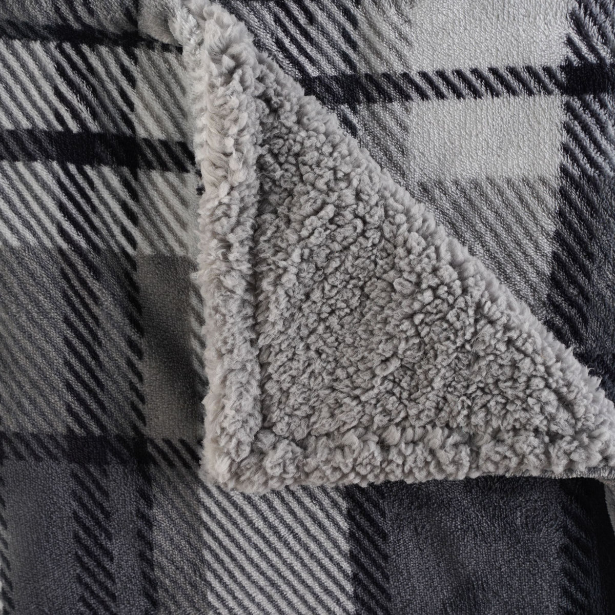 ACTUEL Couverture double face motif écossais/sherpa 200g/m² SCOTTISH