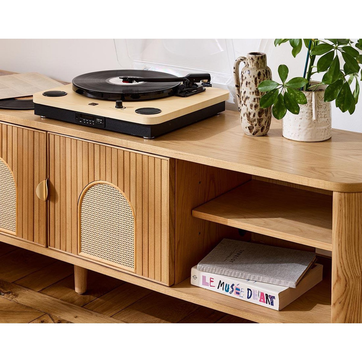 LISA DESIGN Milazzo - meuble tv - bois plaqué chêne et cannage - 4 niches et 2 portes - 180 cm