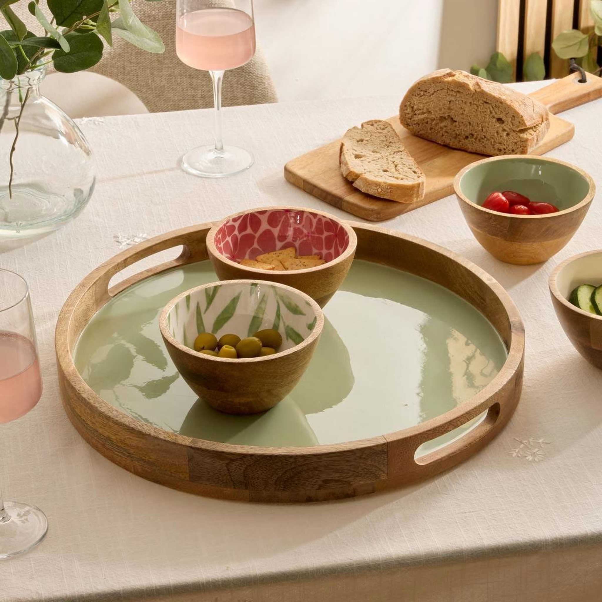 Voir la diapositive 2 : SECRET DE GOURMET Plateau de service en bois  inaya  38cm vert