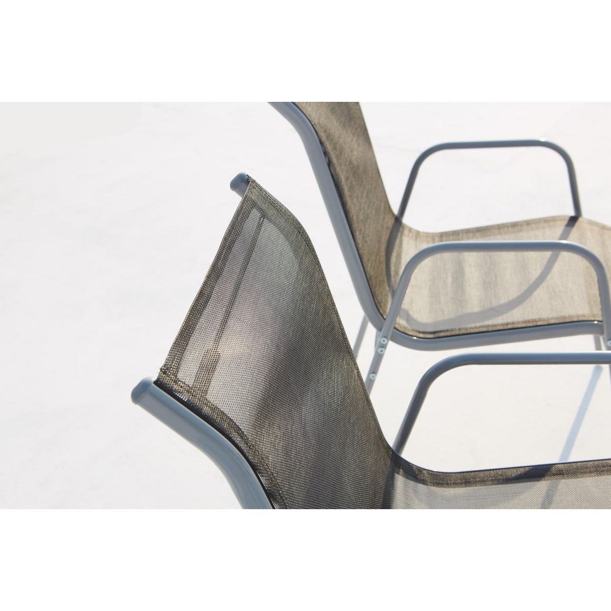 CONCEPT USINE Table de jardin et 6 chaises en acier et toile PVC gris LUSIANA