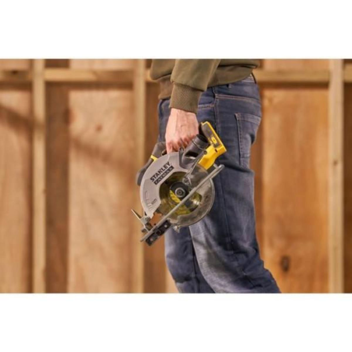 Stanley Scie Circulaire - STANLEY FATMAX V20 - SFMCS500B-XJ - 165 mm - Lithium 18V - Sans Batterie