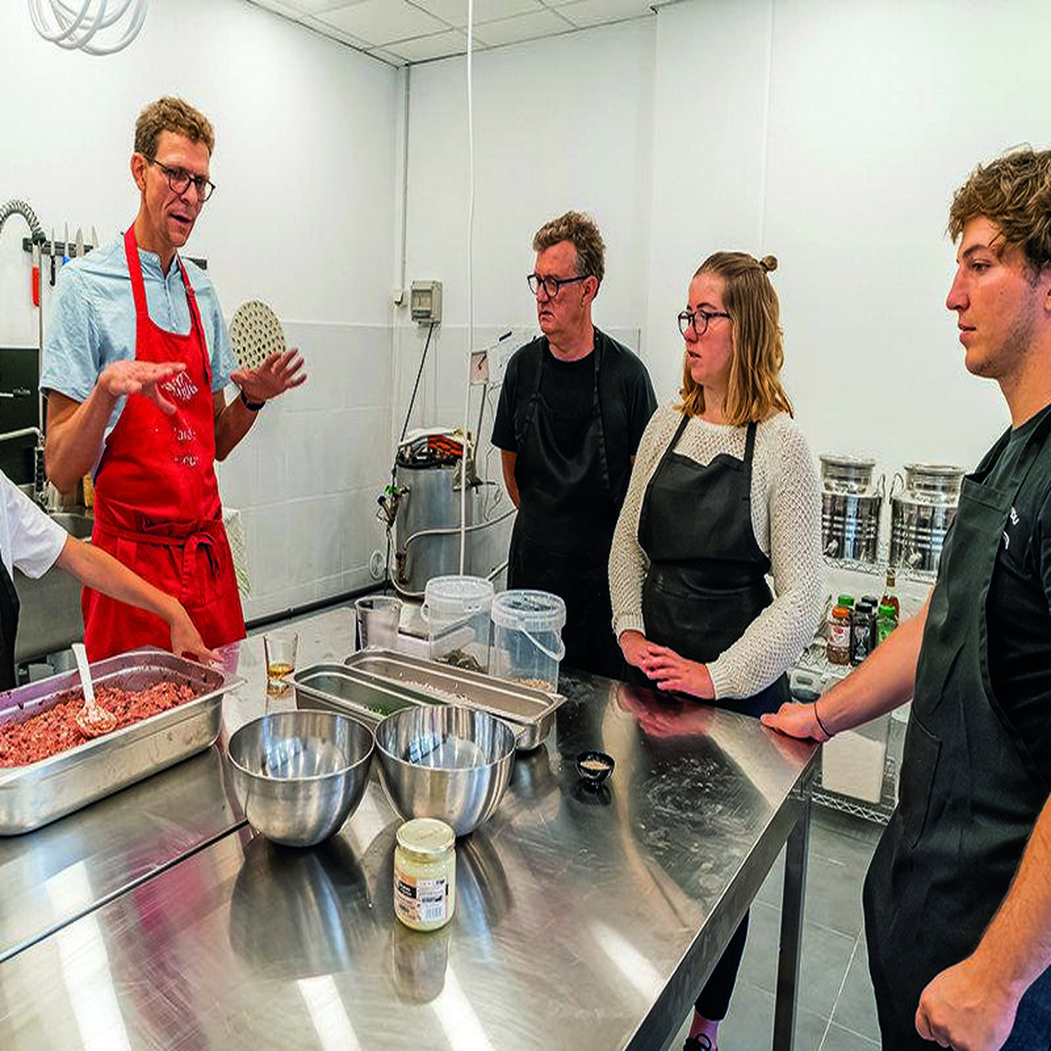 Voir la diapositive 3 : Smartbox Atelier zéro déchet sur la conserverie près de bordeaux pour associer l'utile à l'agréable - coffret cadeau gastronomie