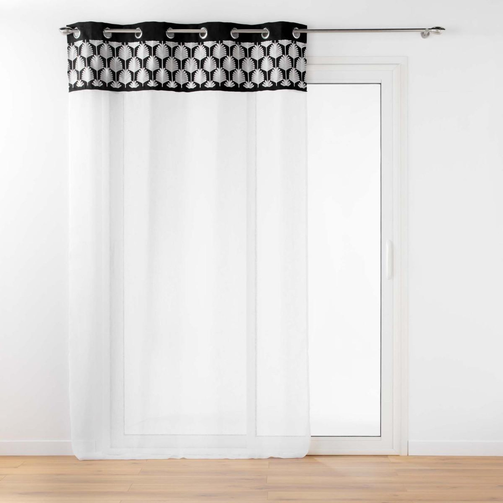 Voir la diapositive 1 : Douceur d'Intérieur Rideau voilage à œillets  kasita  140x240cm noir