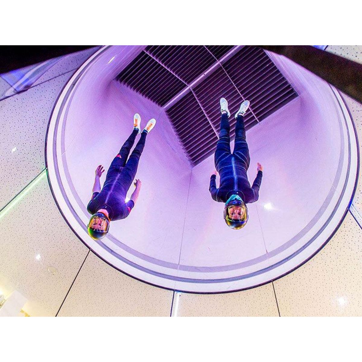 Smartbox Trois vols consécutifs en simulateur de chute libre près de Lille - Coffret Cadeau Sport & Aventure