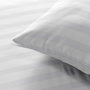 Voir la diapositive 2 : Paris Prix Parure de Lit 3 Pièces  Cleo  240x220cm Blanc