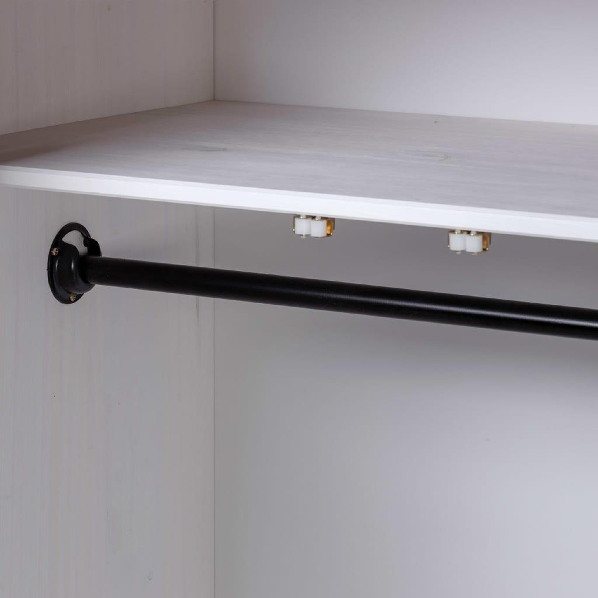 Voir la diapositive 4 : VIDAXL Garde-robe Blanc 80x50x171,5 cm Pin massif Assortiment Panama