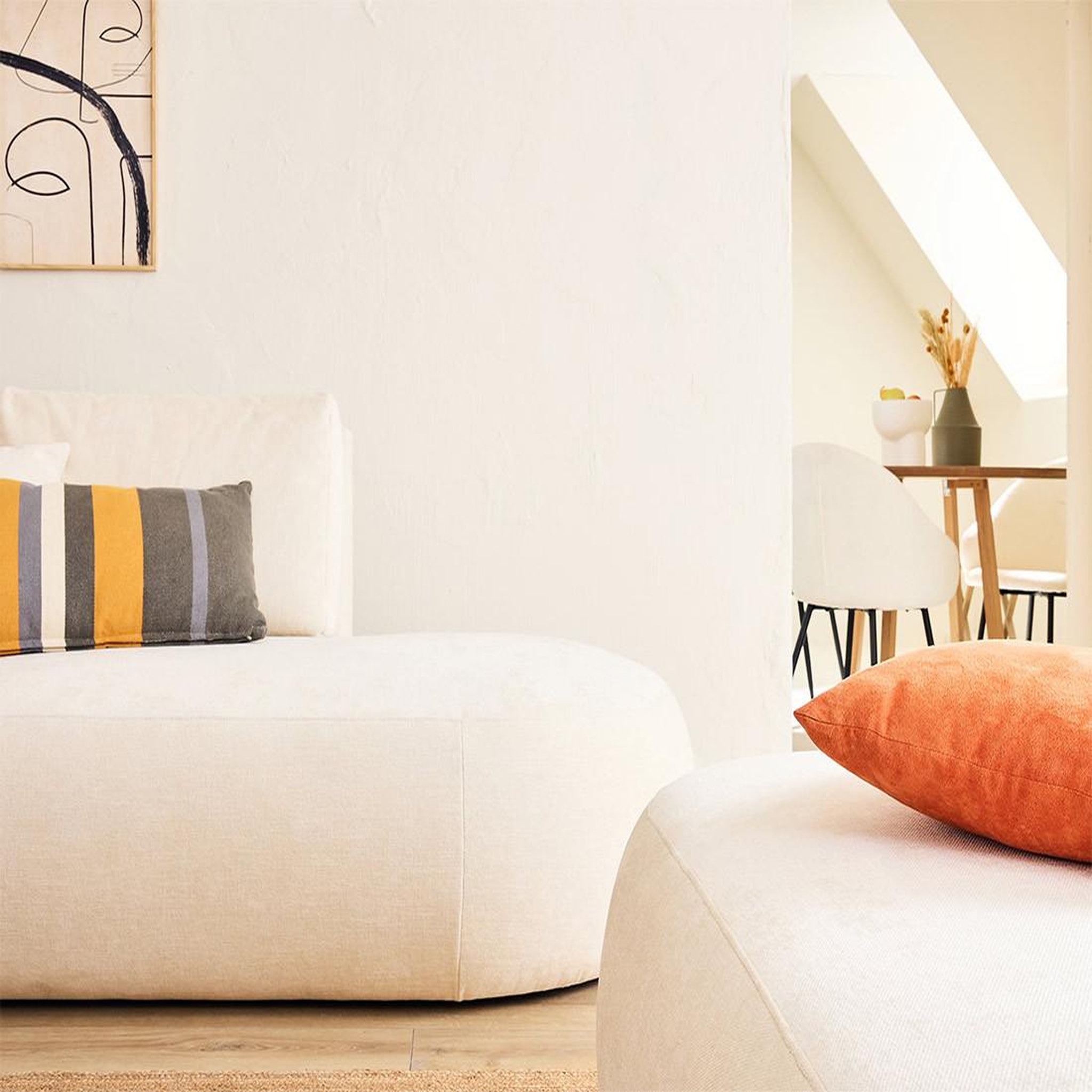 Voir la diapositive 2 : LISA DESIGN Santorini - canapé modulable d'angle gauche + pouf - 4 places - en tissu texturé