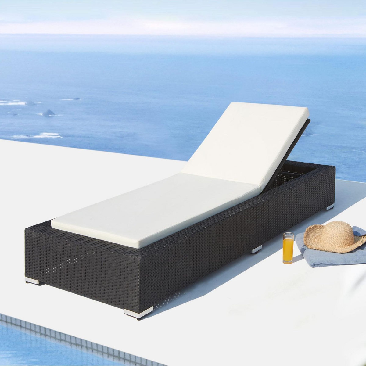 CONCEPT USINE Bain de soleil avec matelas en résine tressée noir et blanc SUNSHINE