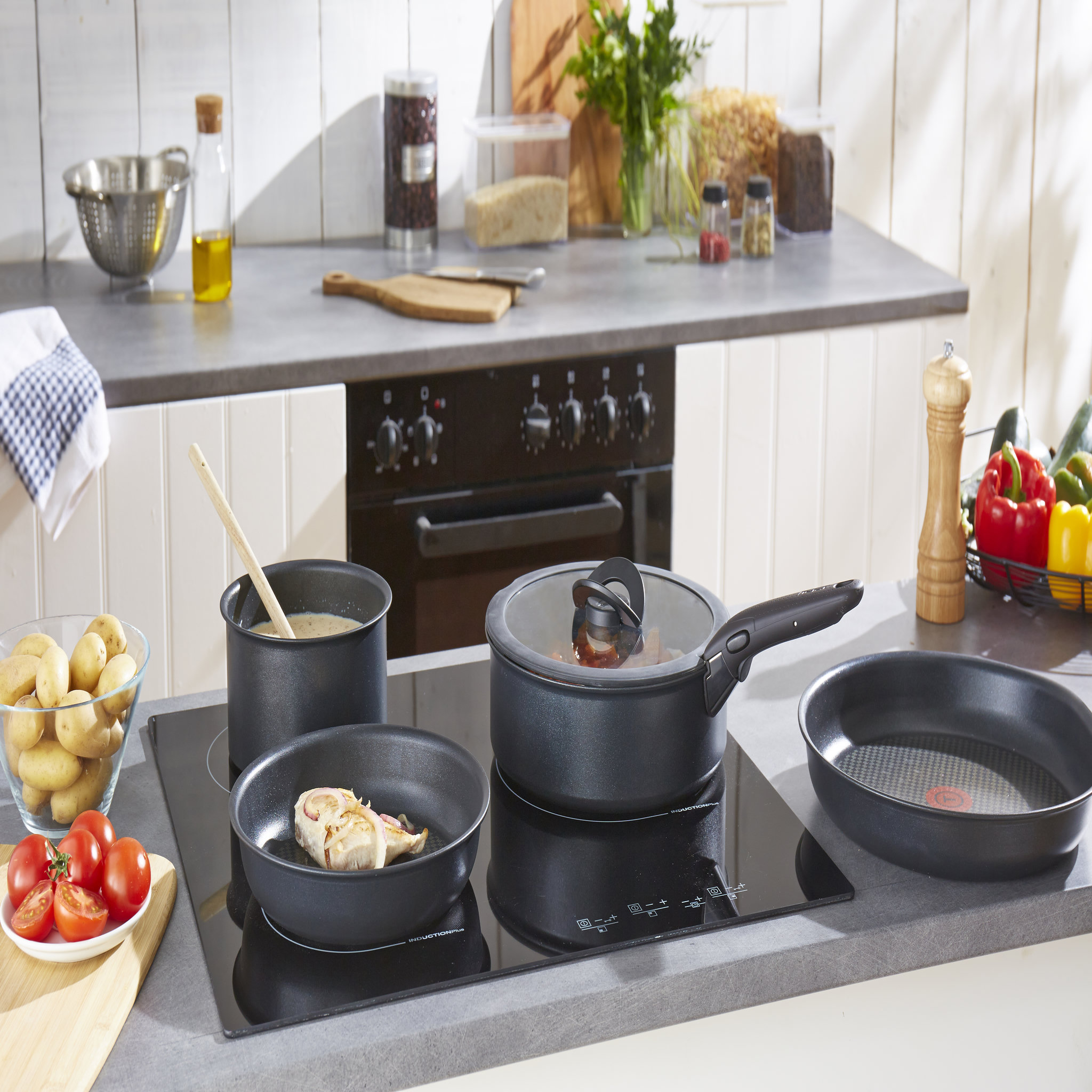 Voir la diapositive 3 : TEFAL Poignée INGENIO EFFET SOFT noire