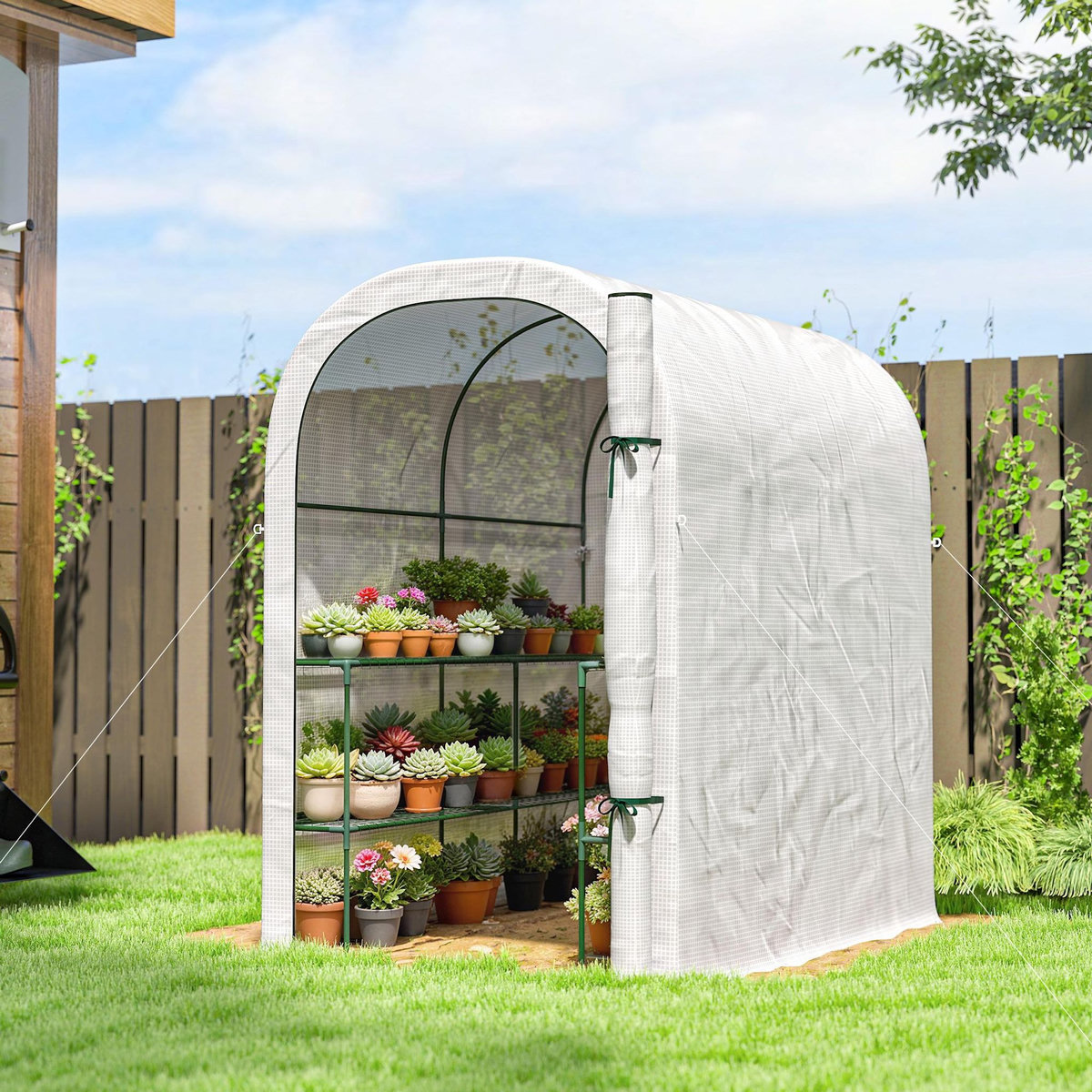 OUTSUNNY Serre de jardin avec étagères porte enroulable PE blanc