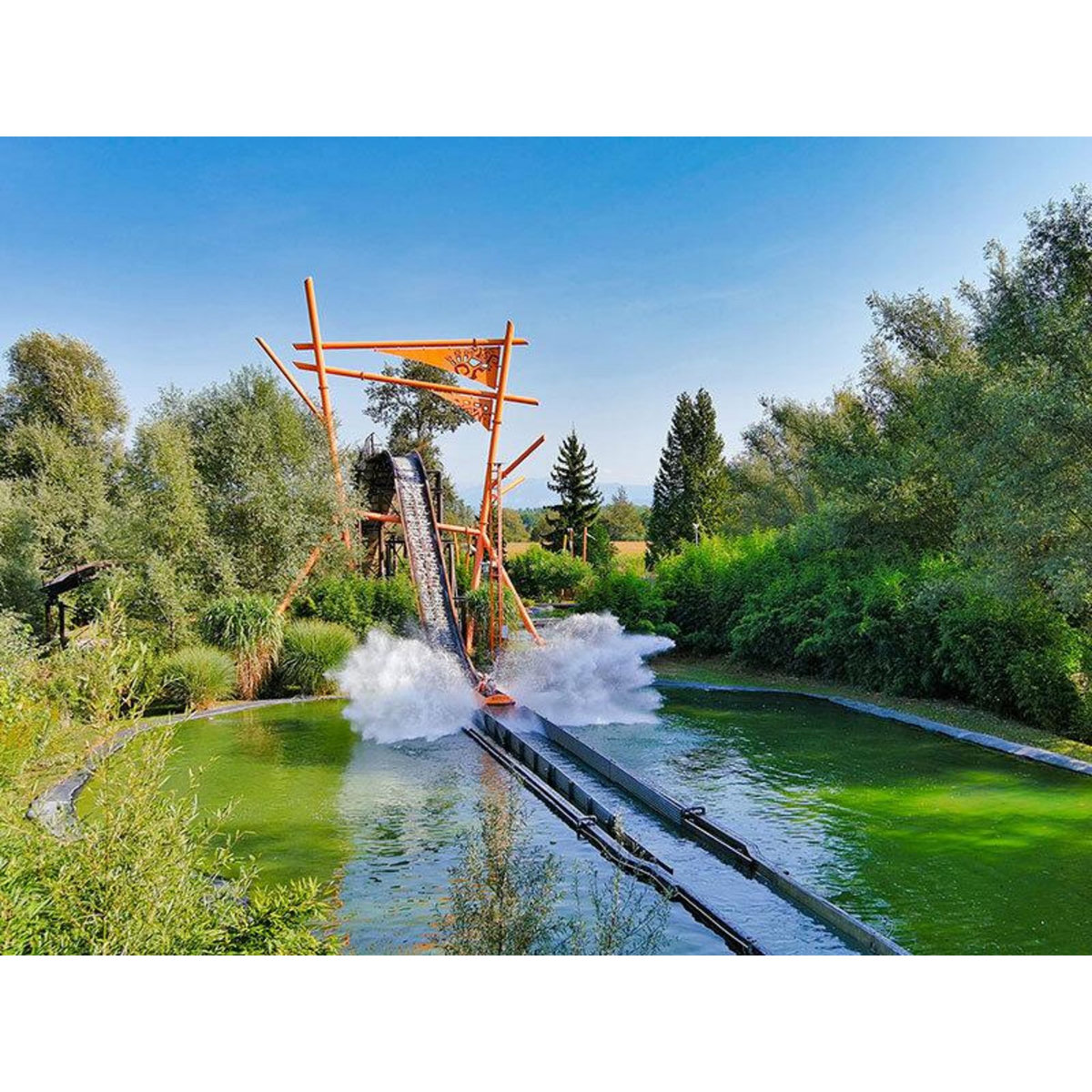 Smartbox Journée amusante en famille : 2 entrées adulte et 2 entrées enfant en 2024 pour le parc Walibi Rhône-Alpes - Coffret Cadeau Sport & Aventure