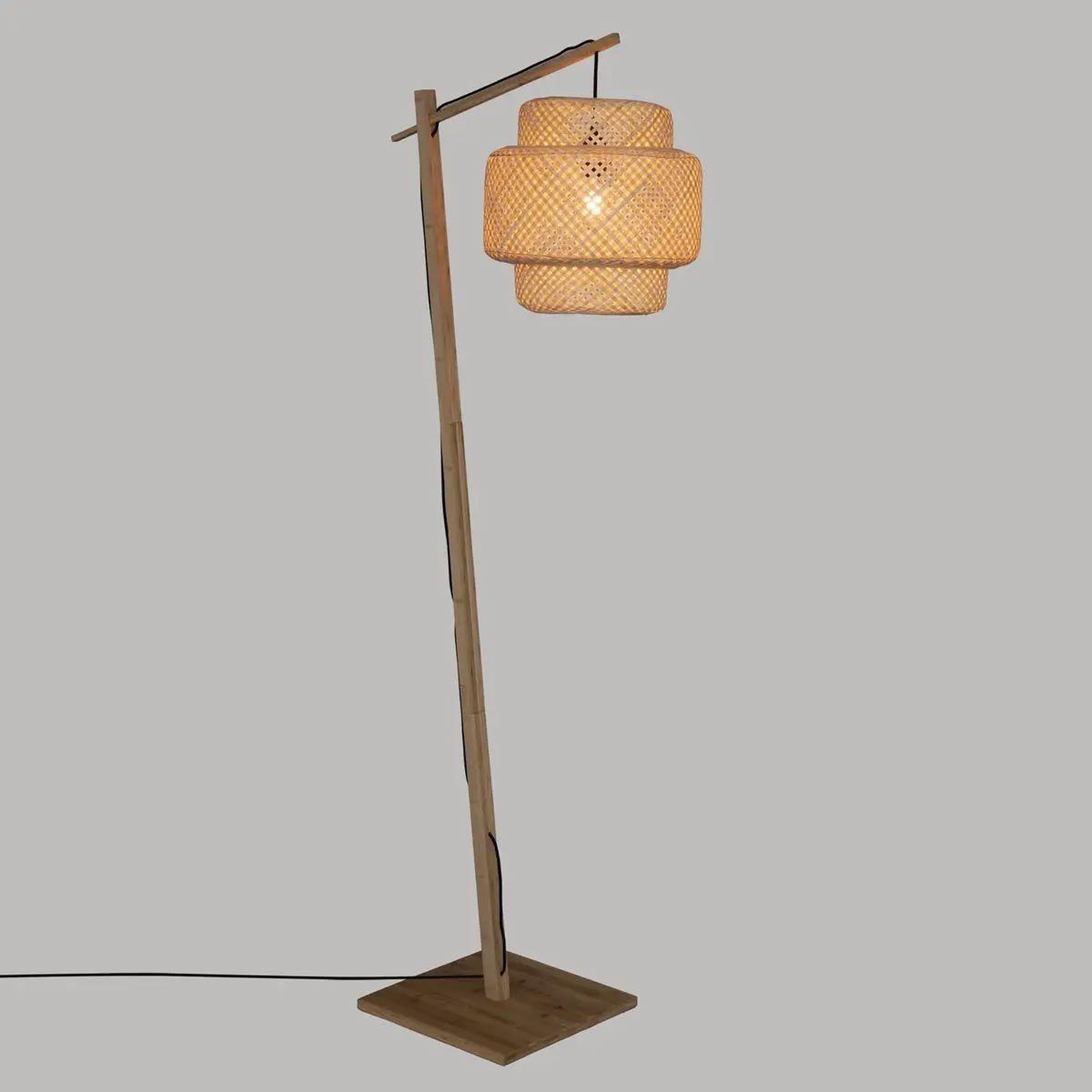 Voir la diapositive 4 : ATMOSPHERA Lampadaire arc en bambou  liby  173cm naturel