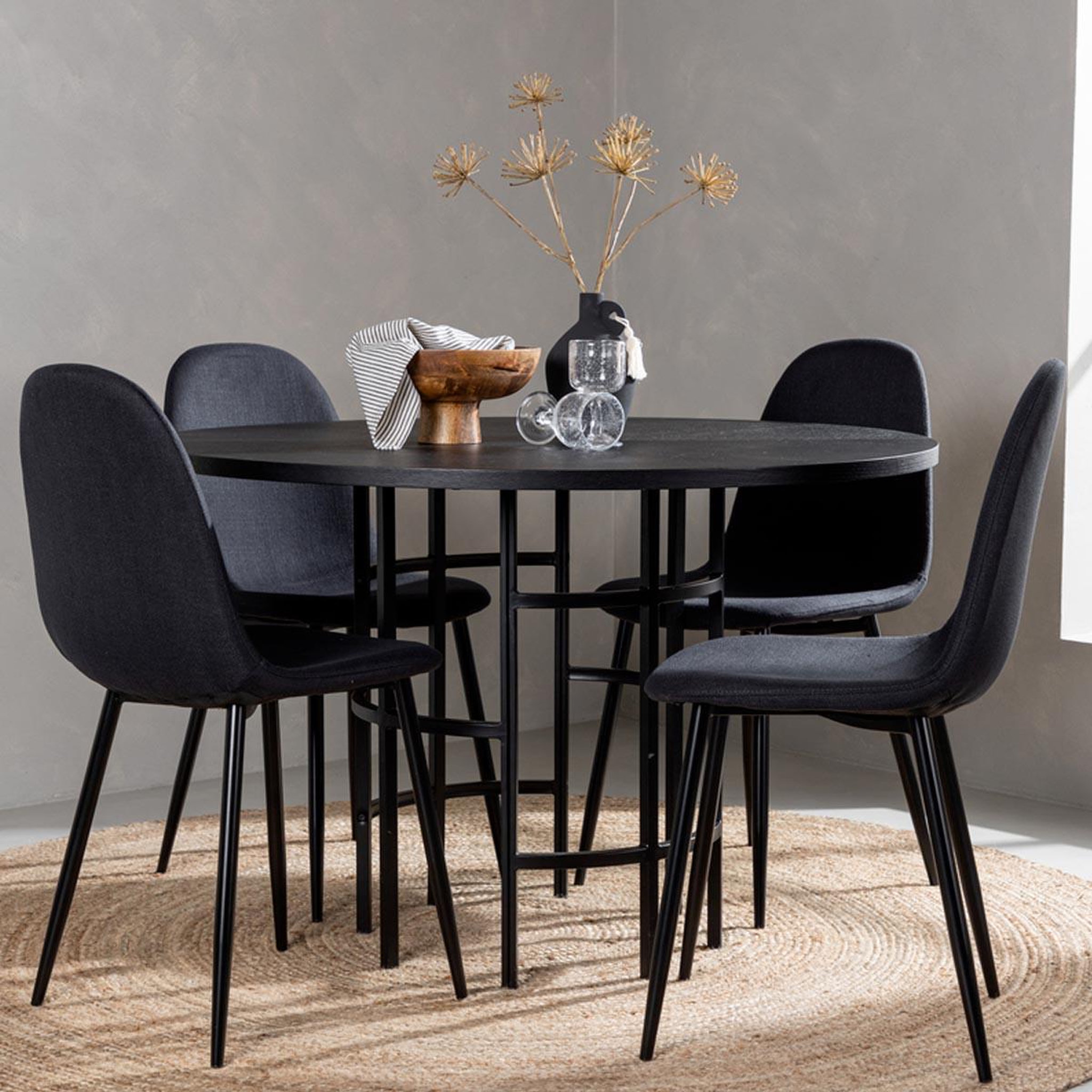 Voir la diapositive 3 : Paris Prix Ensemble table à manger & 4 chaises  copenhagen & polar  115cm noir