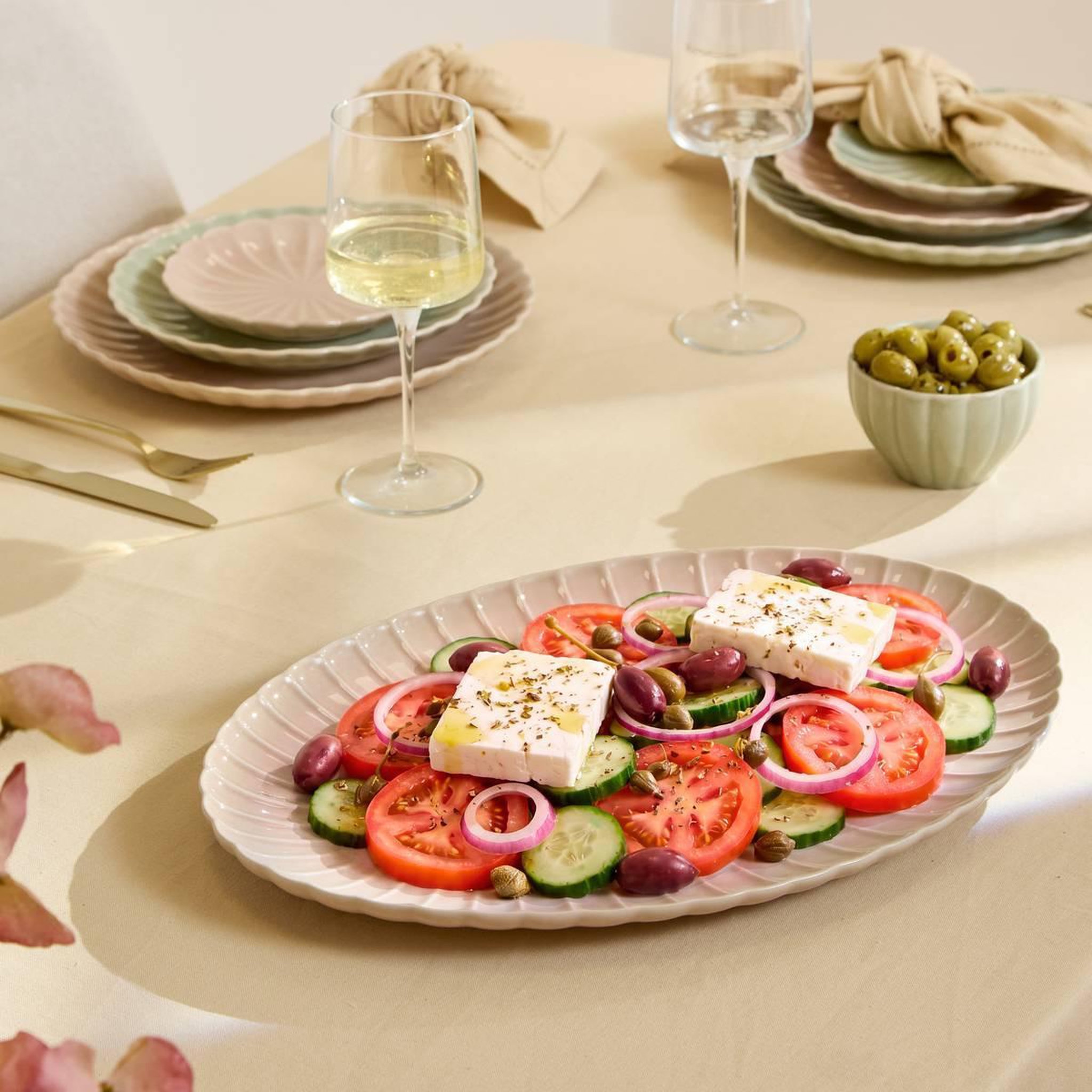 Voir la diapositive 2 : SECRET DE GOURMET Plat de présentation en grès  romy  41cm rose