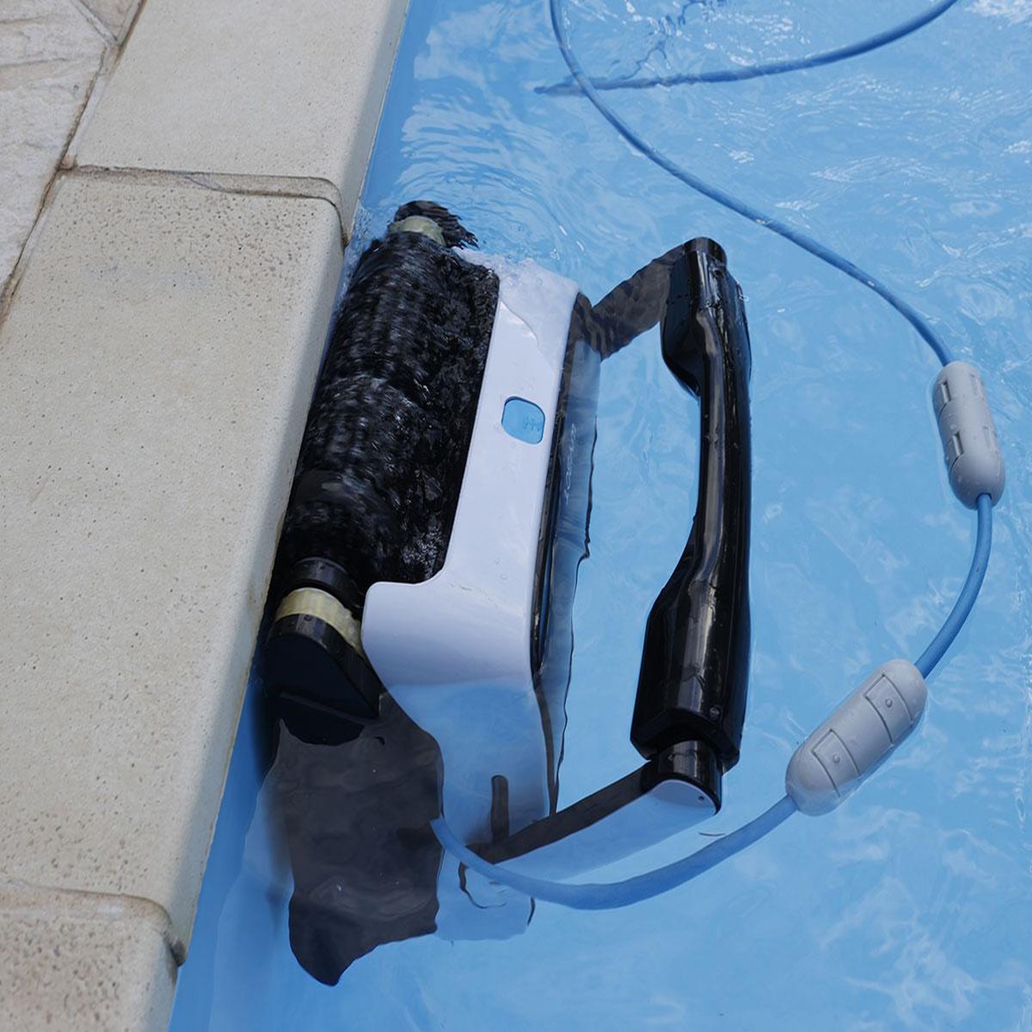 Voir la diapositive 4 : Ubbink Robot de piscine électrique robotclean 3 plus - ubbink