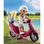 Voir la diapositive 3 : PLAYMOBIL 9084 Vacancière avec scooter 