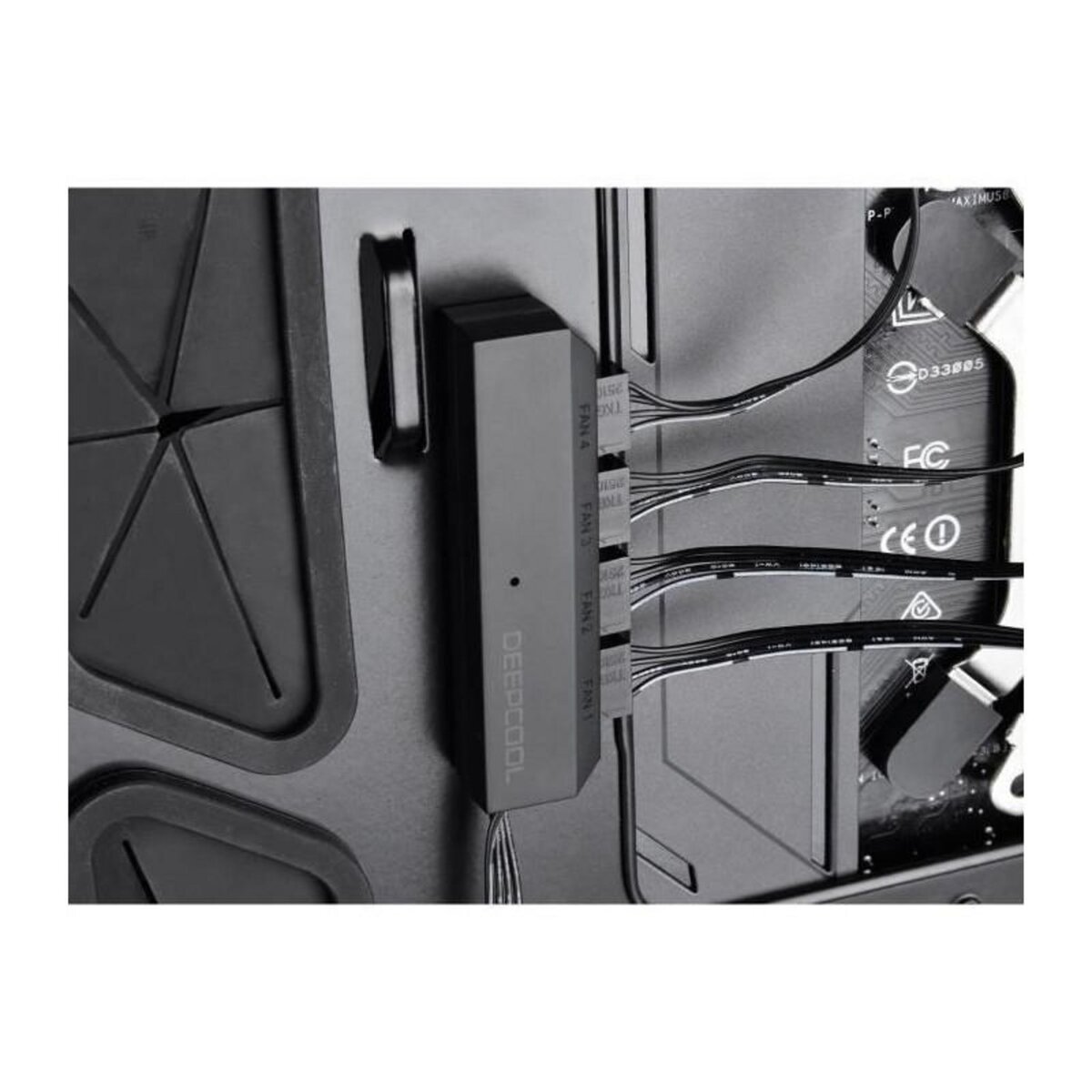 Deepcool DEEPCOOL FH-04 - HUB PWM pour ventilateurs