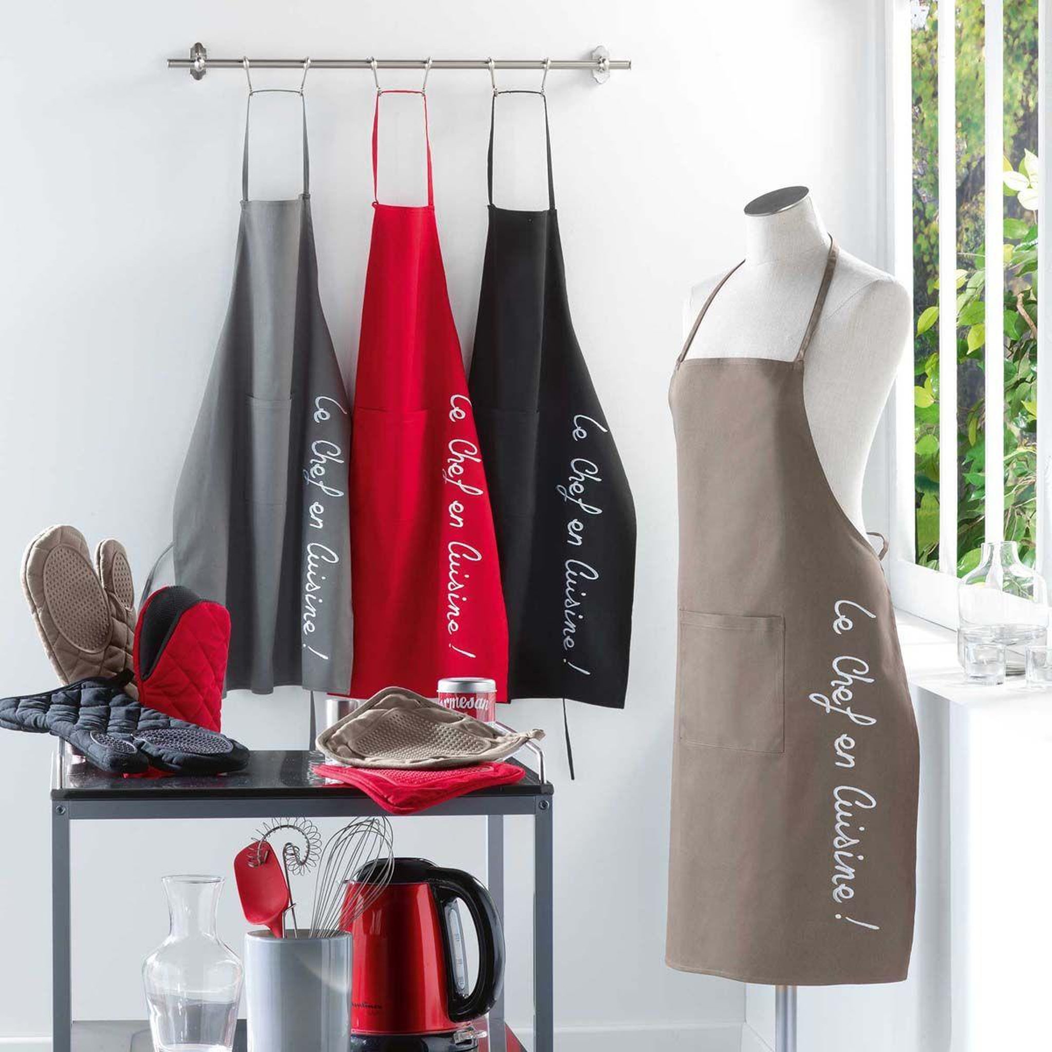 Voir la diapositive 4 : Douceur d'Intérieur Tablier de cuisine  cuistot  84cm noir