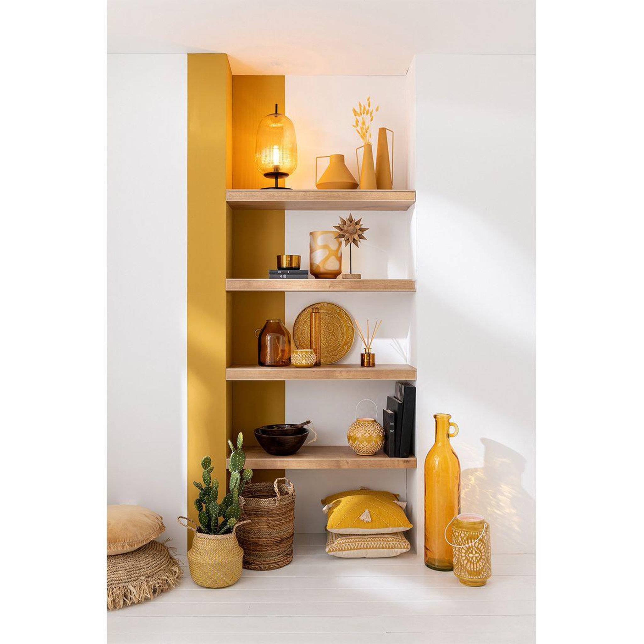 Voir la diapositive 4 : J-LINE Vase anse en verre  bouteille  75cm ocre