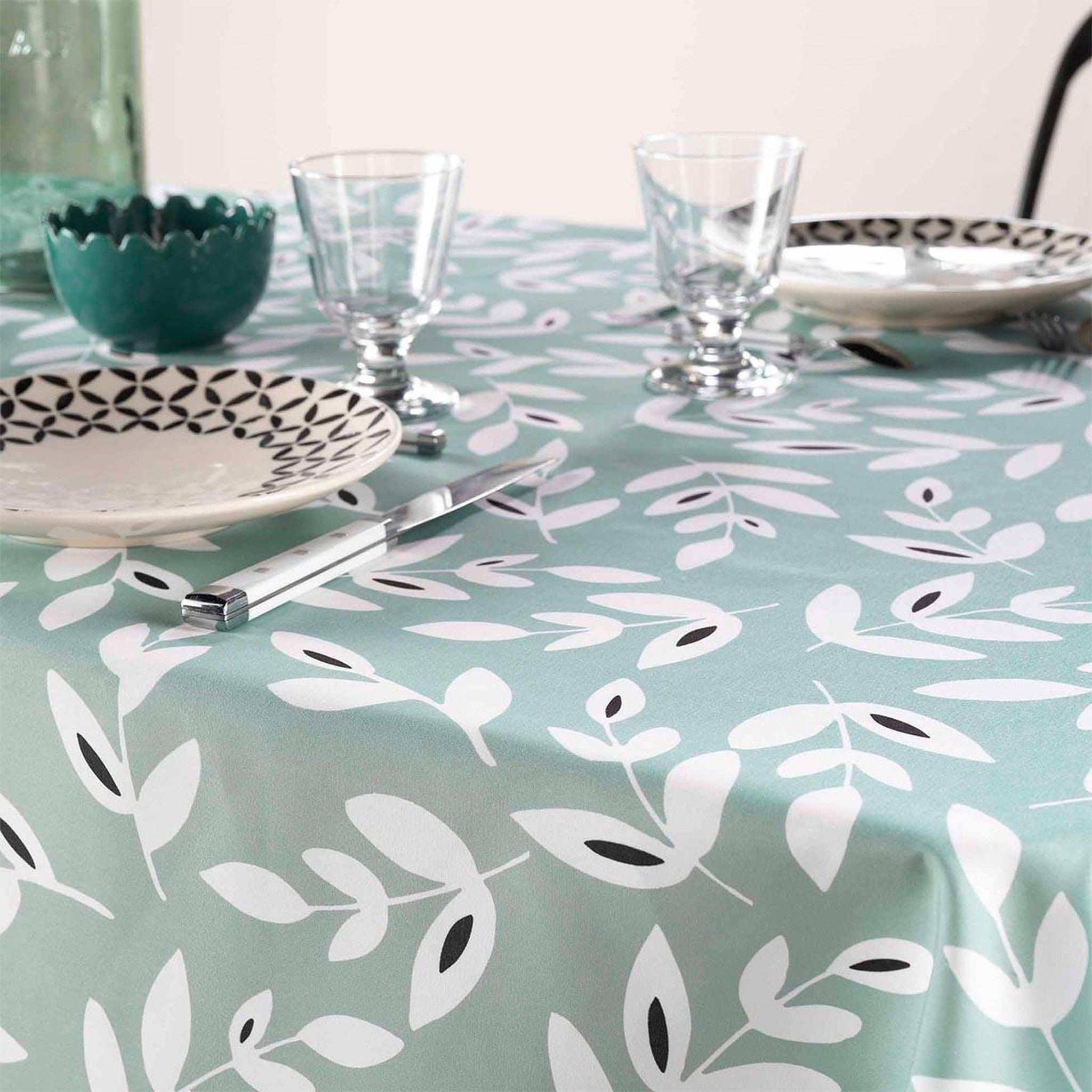 Voir la diapositive 2 : Douceur d'Intérieur Nappe en microfibre  bellys  140x240cm sauge