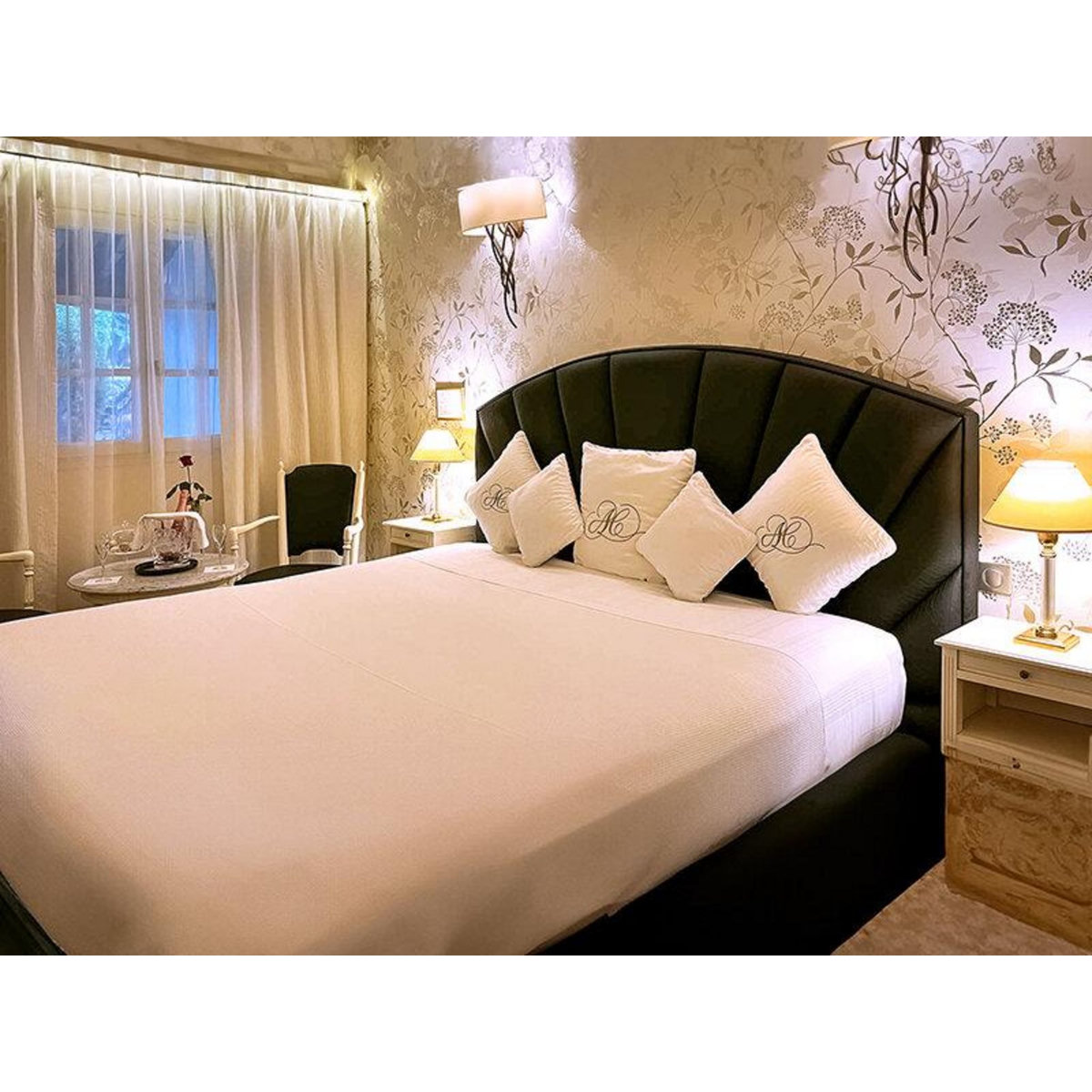 Smartbox 2 jours en auberge 5* avec dîner gastronomique et spa près d'Avignon - Coffret Cadeau Séjour