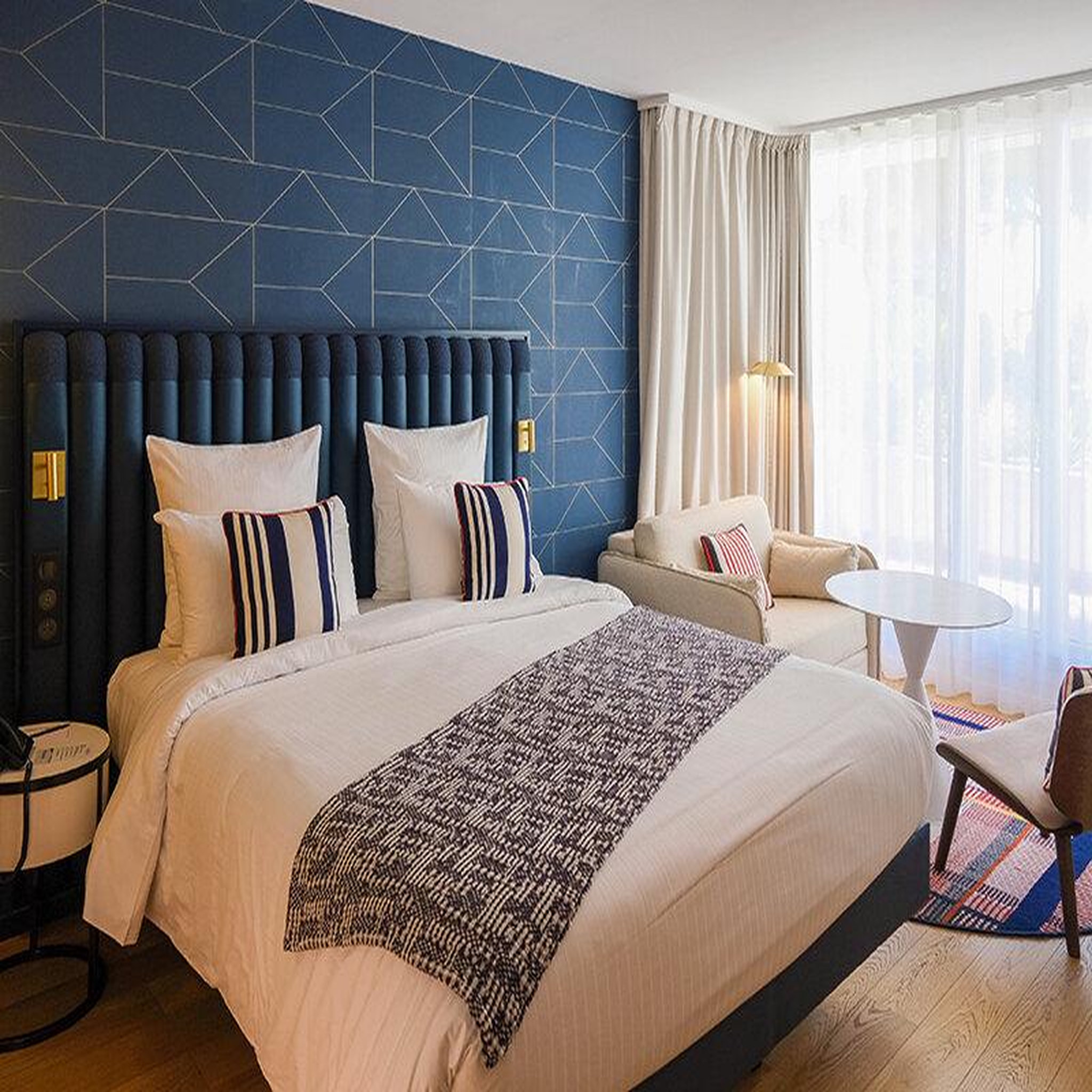 Voir la diapositive 3 : Smartbox Thalazur saint-jean-de-luz 4 étoiles : 1 nuit avec accès spa marin et dîner - coffret cadeau séjour
