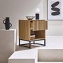 Voir la diapositive 4 : SWEEEK Table de chevet style contemporain avec 1 tiroir effet bois rainuré (système d'ouverture par pression) et 1 niche. piètement en métal noir
