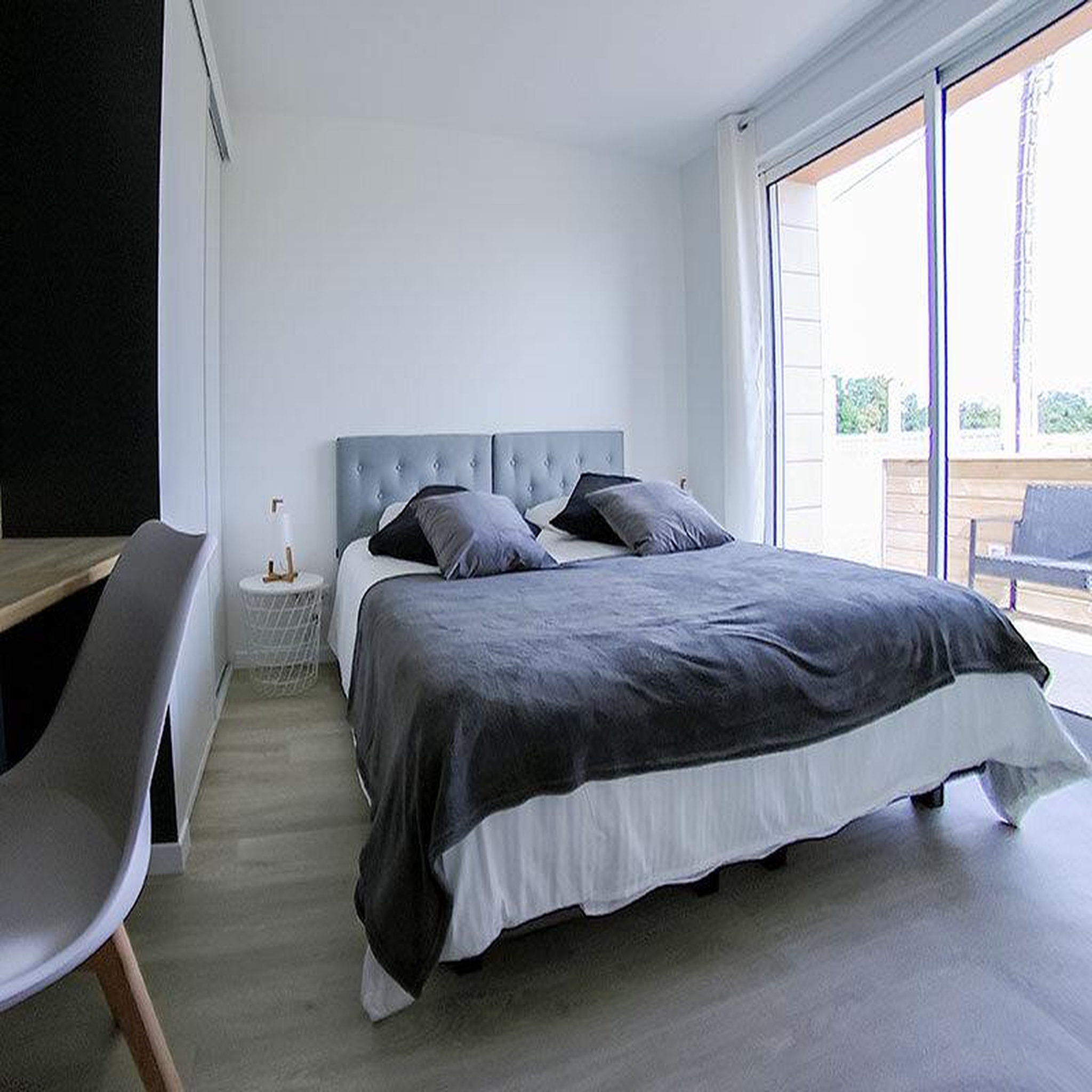 Voir la diapositive 2 : Smartbox Parenthèse détente : 3 jours en gîte avec spa près de poitiers pour 2 à 6 personnes - coffret cadeau séjour