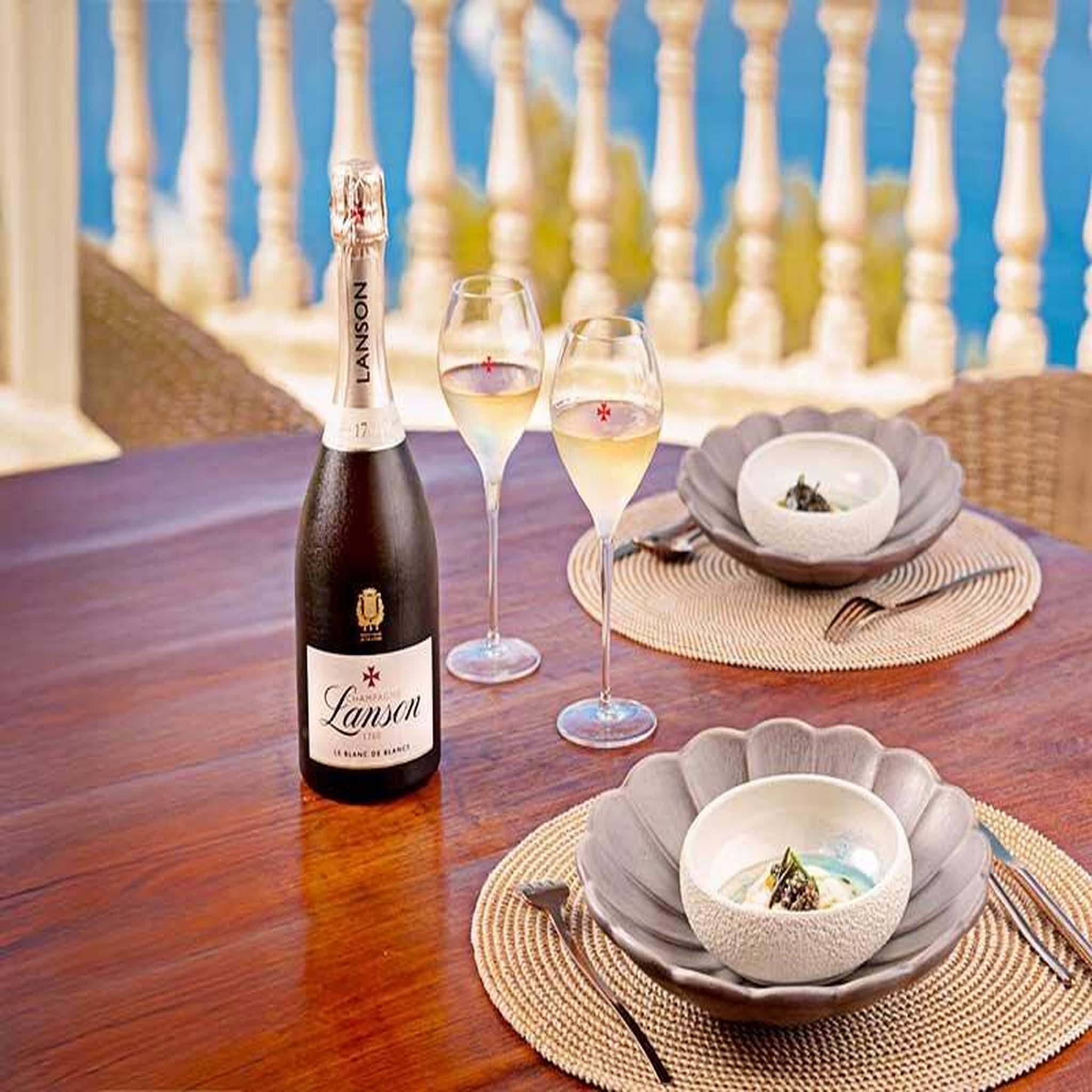 Voir la diapositive 4 : Smartbox Coffret de 2 bouteilles d'exception de champagne lanson - coffret cadeau gastronomie