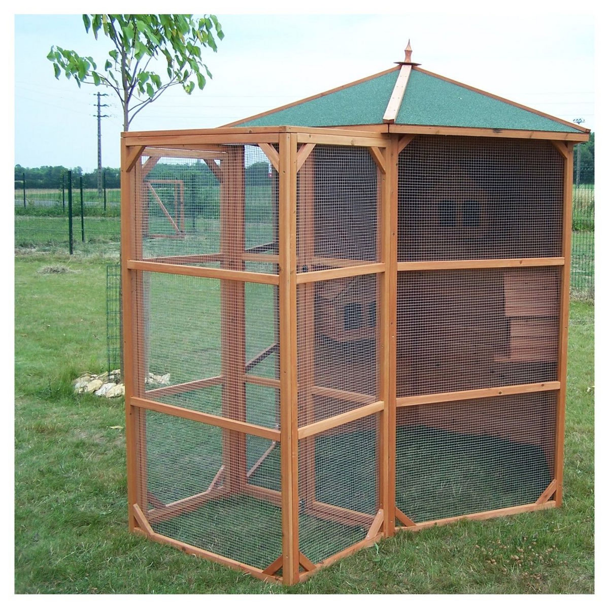 Habita Volière grande taille / 4,5 m2 / sas d'entrée / 6-10 oiseaux / toit bitumé