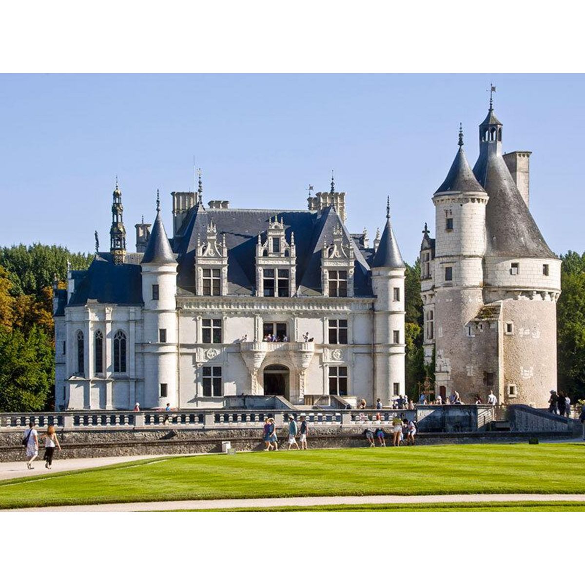 Smartbox Visite du château de Chenonceau : billets pour 2 adultes et 1 enfant - Coffret Cadeau Sport & Aventure