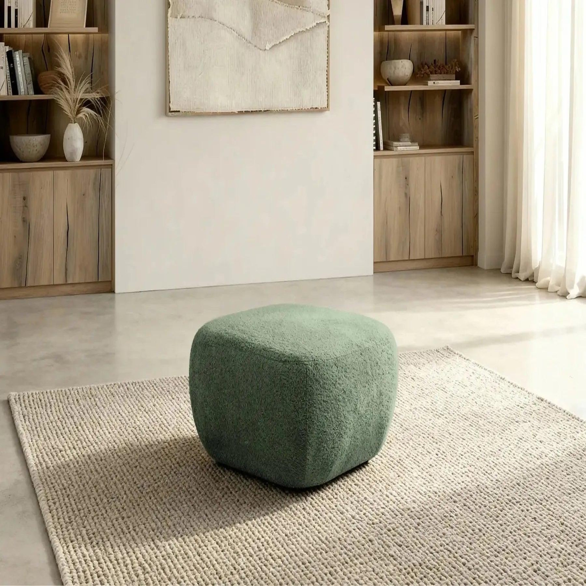 Voir la diapositive 2 : CASANOVA PARIS Santiago - pouf tissu bouclette