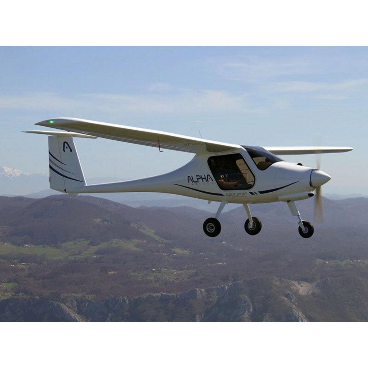 Smartbox Baptême ou leçon de pilotage dans les airs - Coffret Cadeau Sport & Aventure