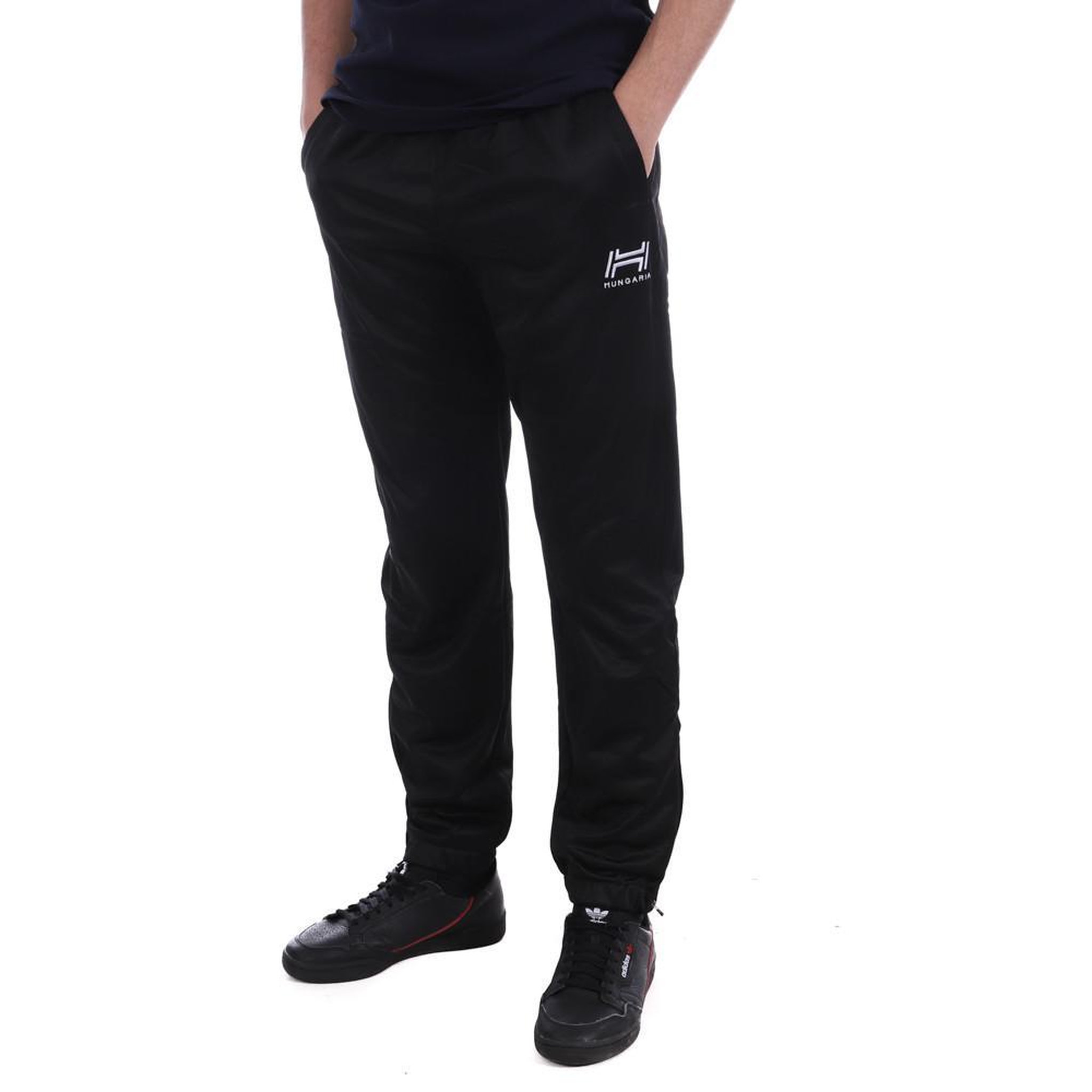 HUNGARIA Jogging  homme Hungaria Training Premium BMUXJ000. Coloris disponibles : Noir